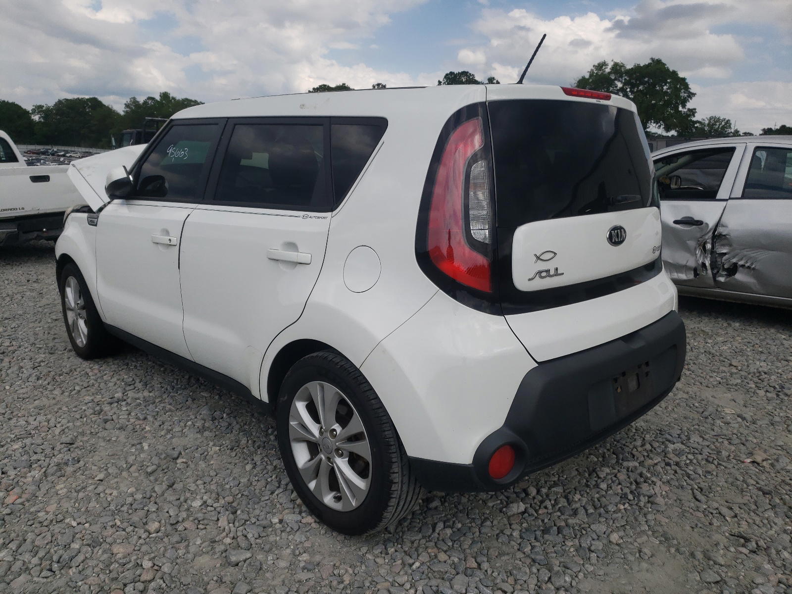 Photo 3 from auction – 2015 KIA SOUL + with VIN KNDJP3A57F7190911