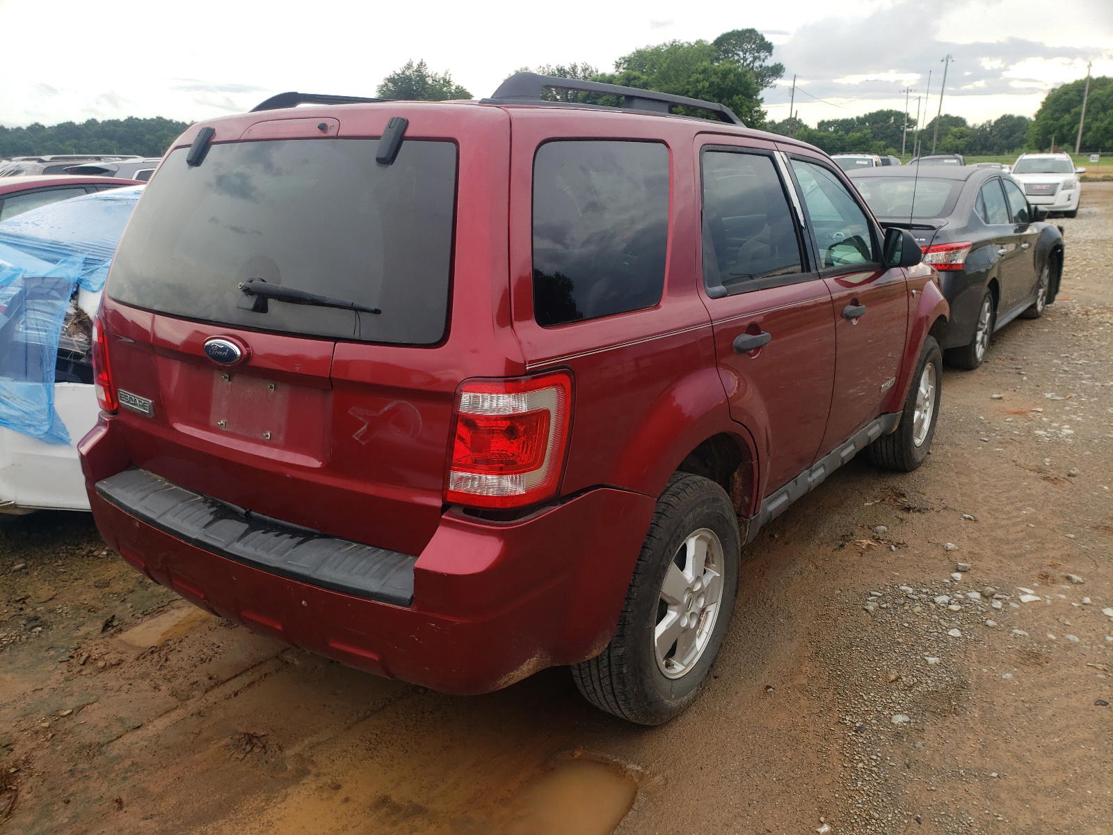Photo 4 from auction – 2008 FORD ESCAPE XLT with VIN 1FMCU03128KA08702