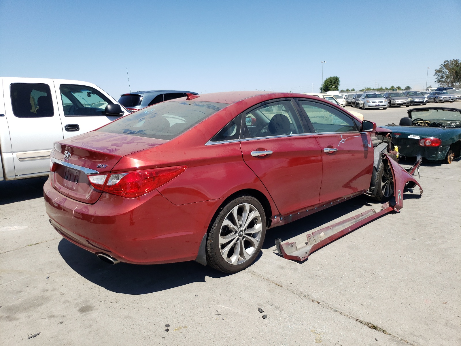 Photo 4 from auction – 2013 HYUNDAI SONATA SE with VIN 5NPEC4AB1DH658598