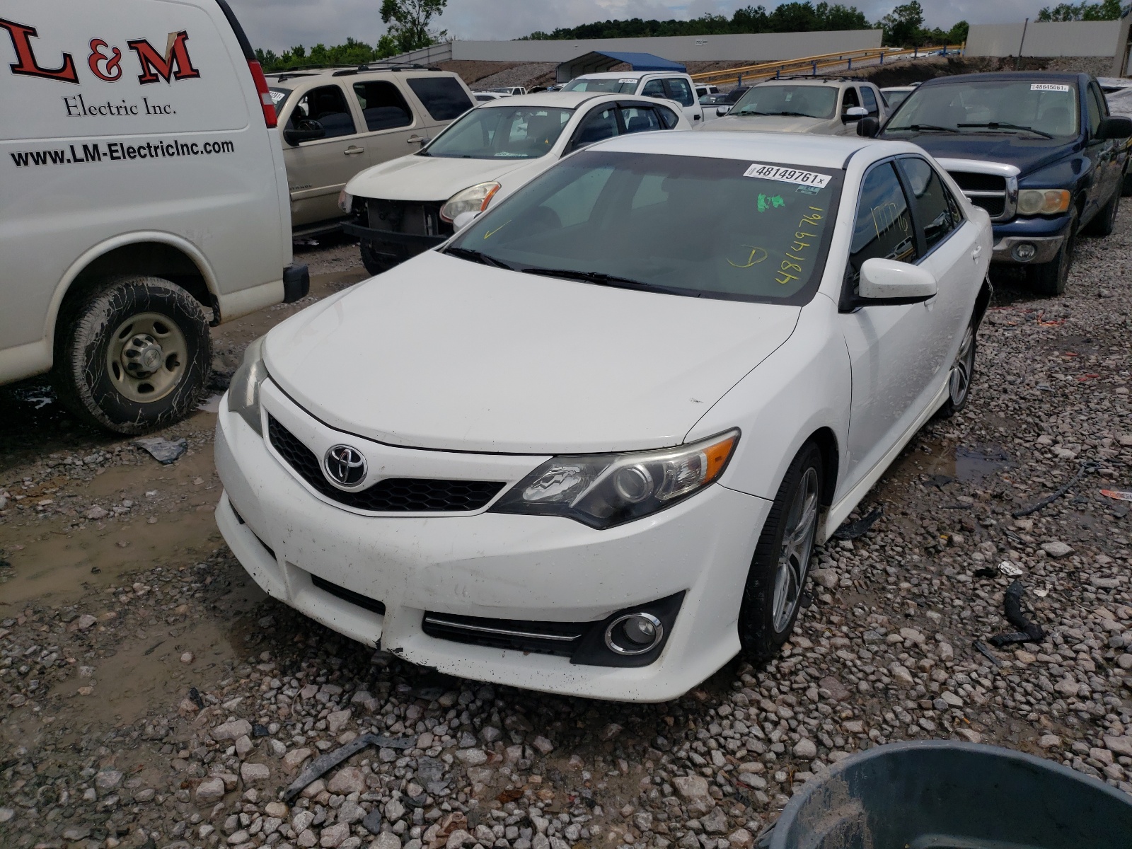 Zdjęcie 2 z aukcji – 2012 TOYOTA CAMRY BASE z VIN 4T1BF1FK3CU516903