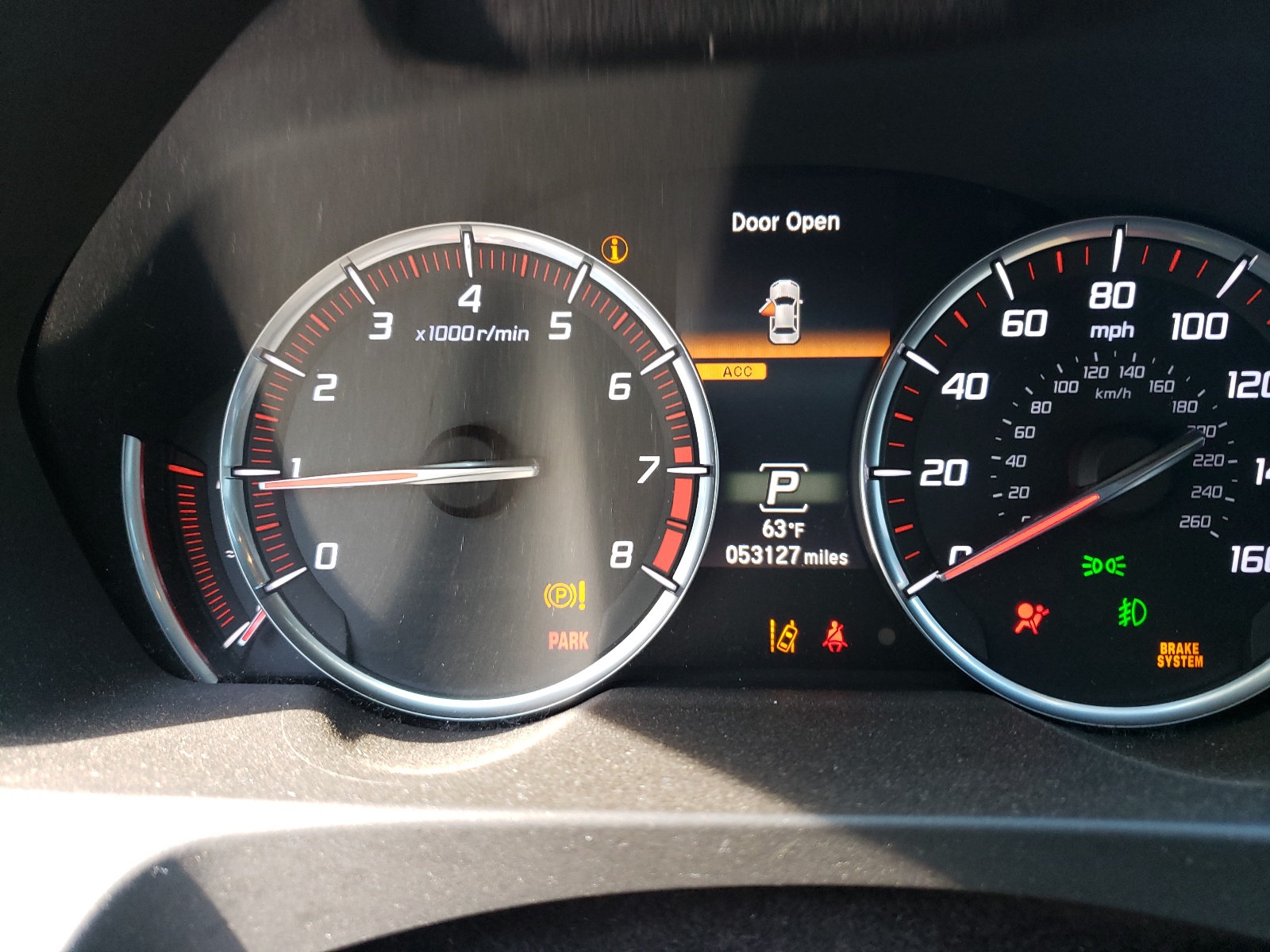 Photo 8 from auction – 2019 ACURA TLX TECHNO with VIN 19UUB2F68KA000006