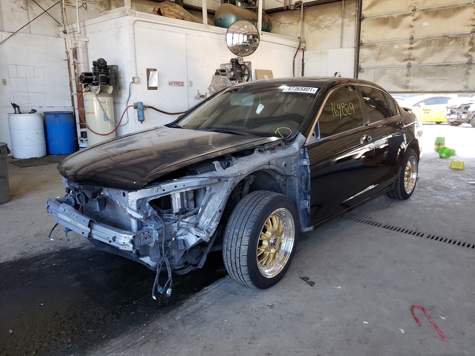 Photo 2 from auction – 2011 HONDA ACCORD EX with VIN 1HGCP2F78BA071115