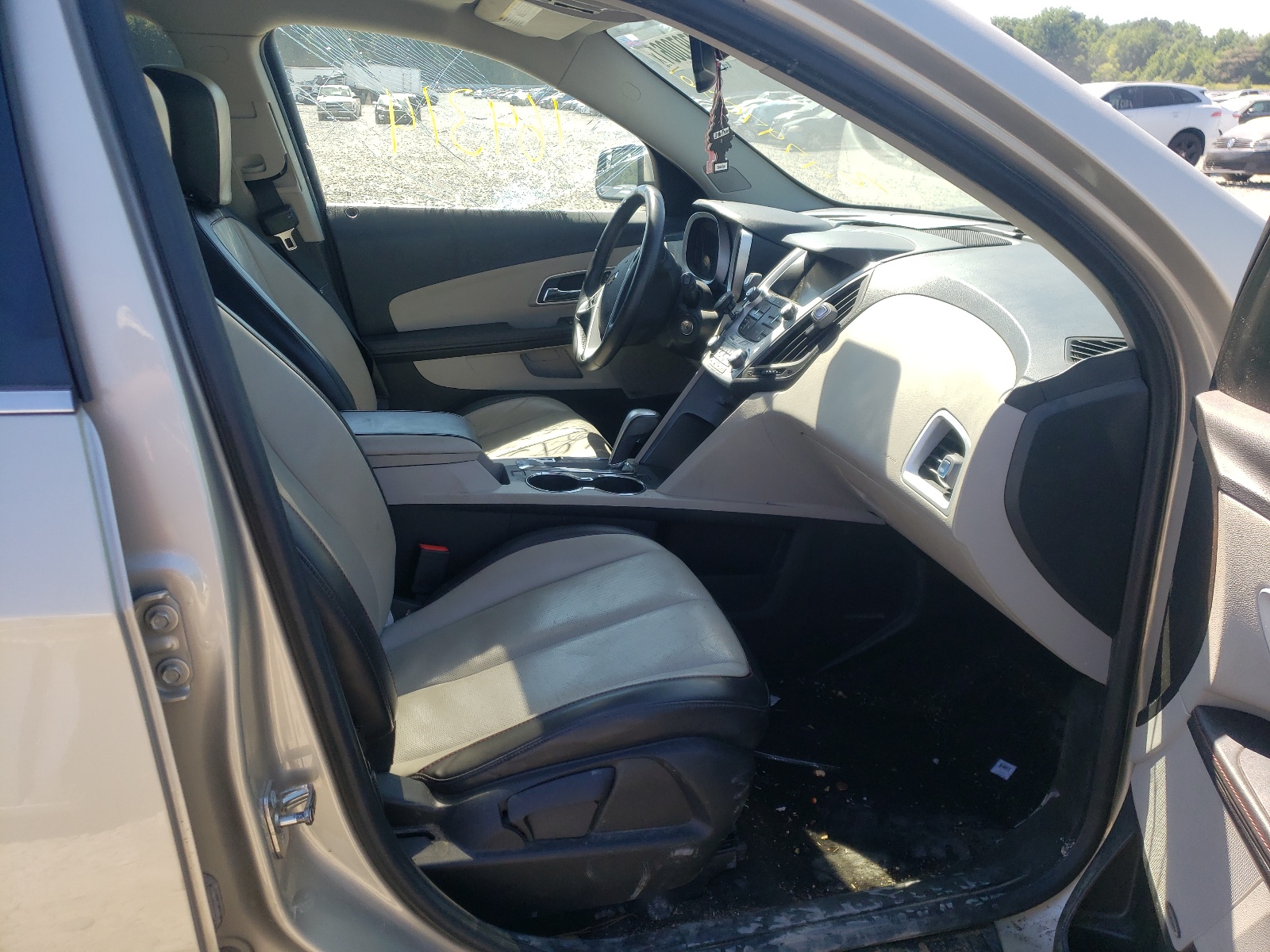 Photo 5 from auction – 2014 CHEVROLET EQUINOX LT with VIN 1GNALCEK4EZ122989