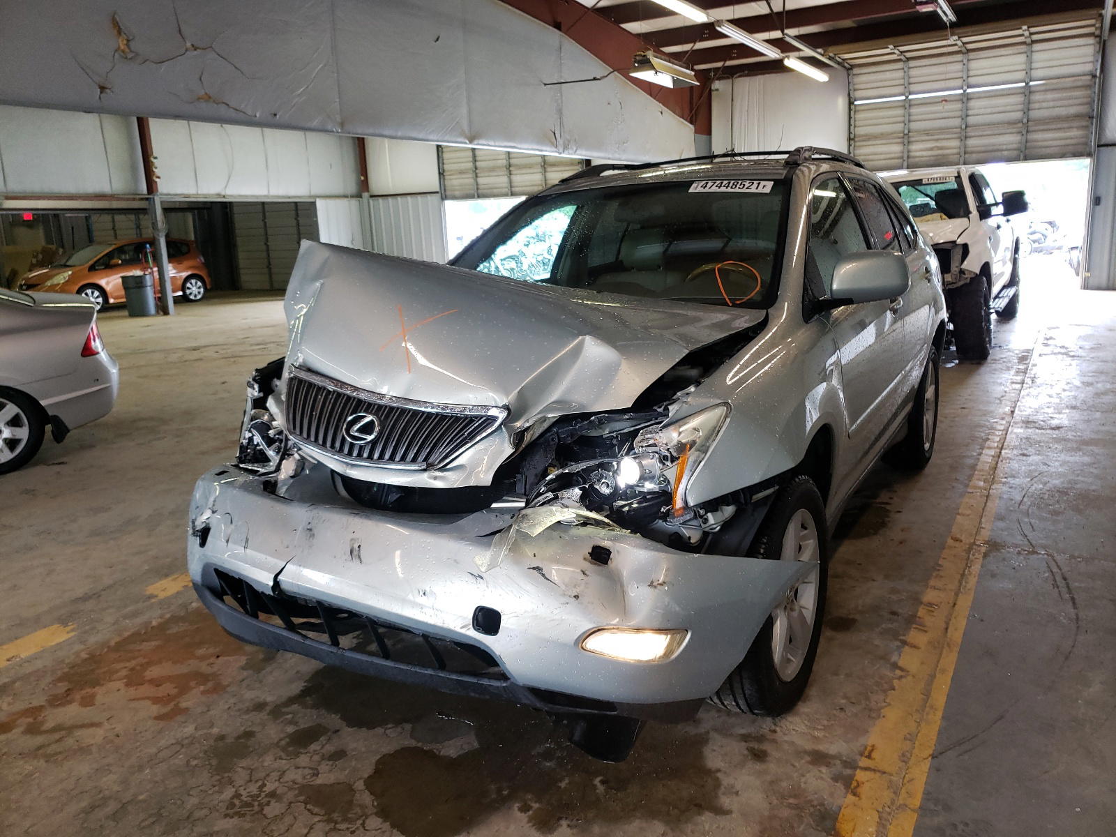 Photo 2 from auction – 2006 LEXUS RX 330 with VIN 2T2HA31U46C109087