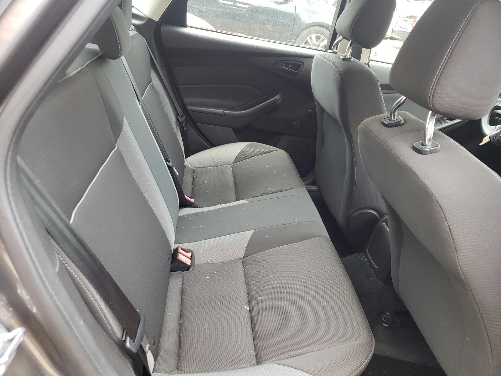 Photo 6 from auction – 2013 FORD FOCUS S with VIN 1FADP3E29DL111956