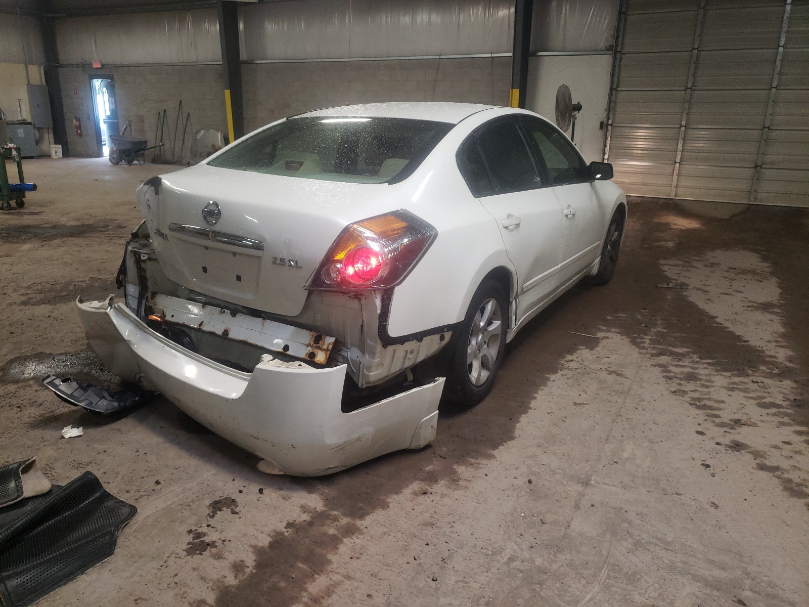 Photo 4 from auction – 2008 NISSAN ALTIMA with VIN 1N4AL21E28N490625