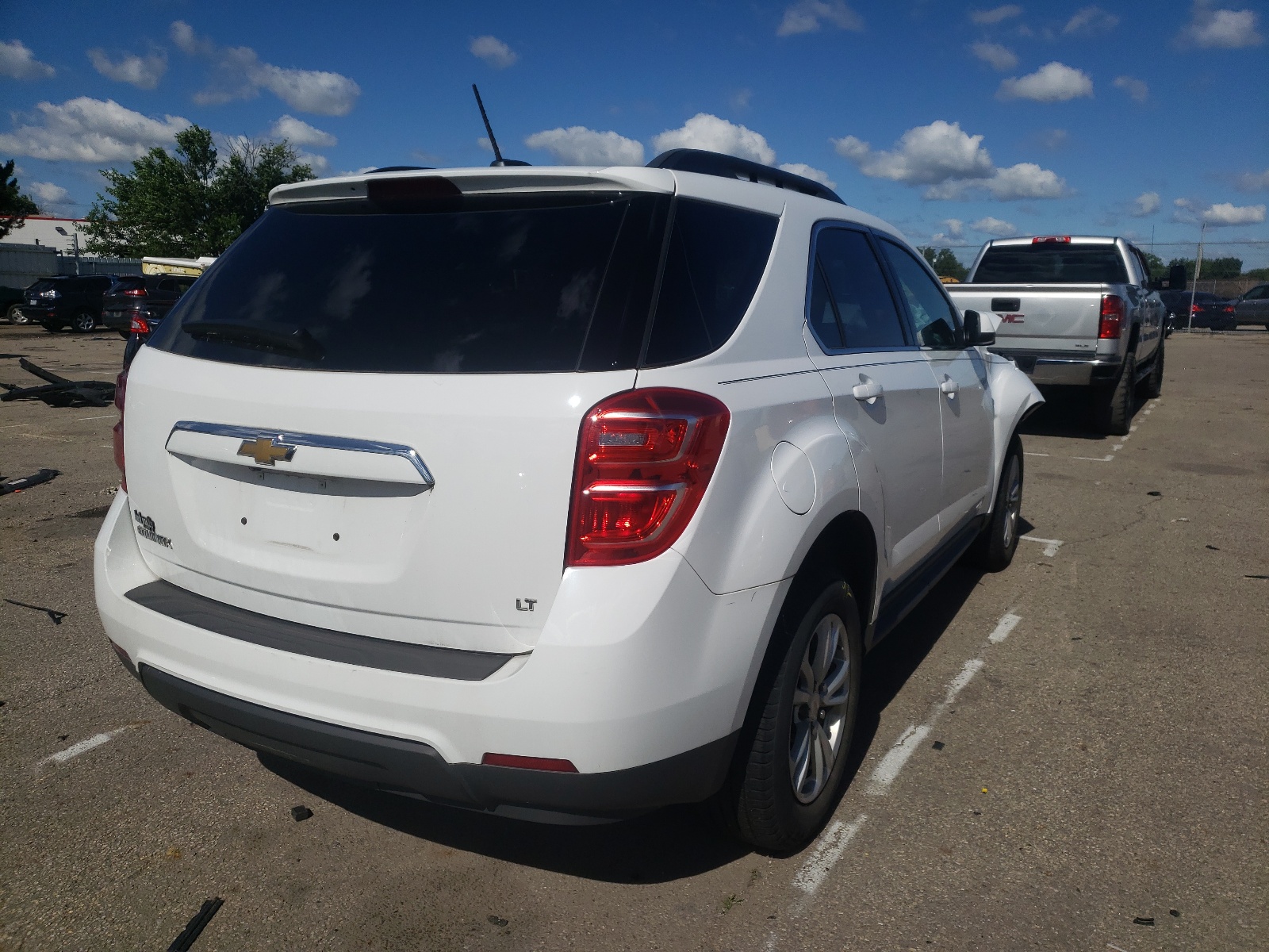 Photo 4 from auction – 2017 CHEVROLET EQUINOX with VIN 2GNALCEK9H6351247