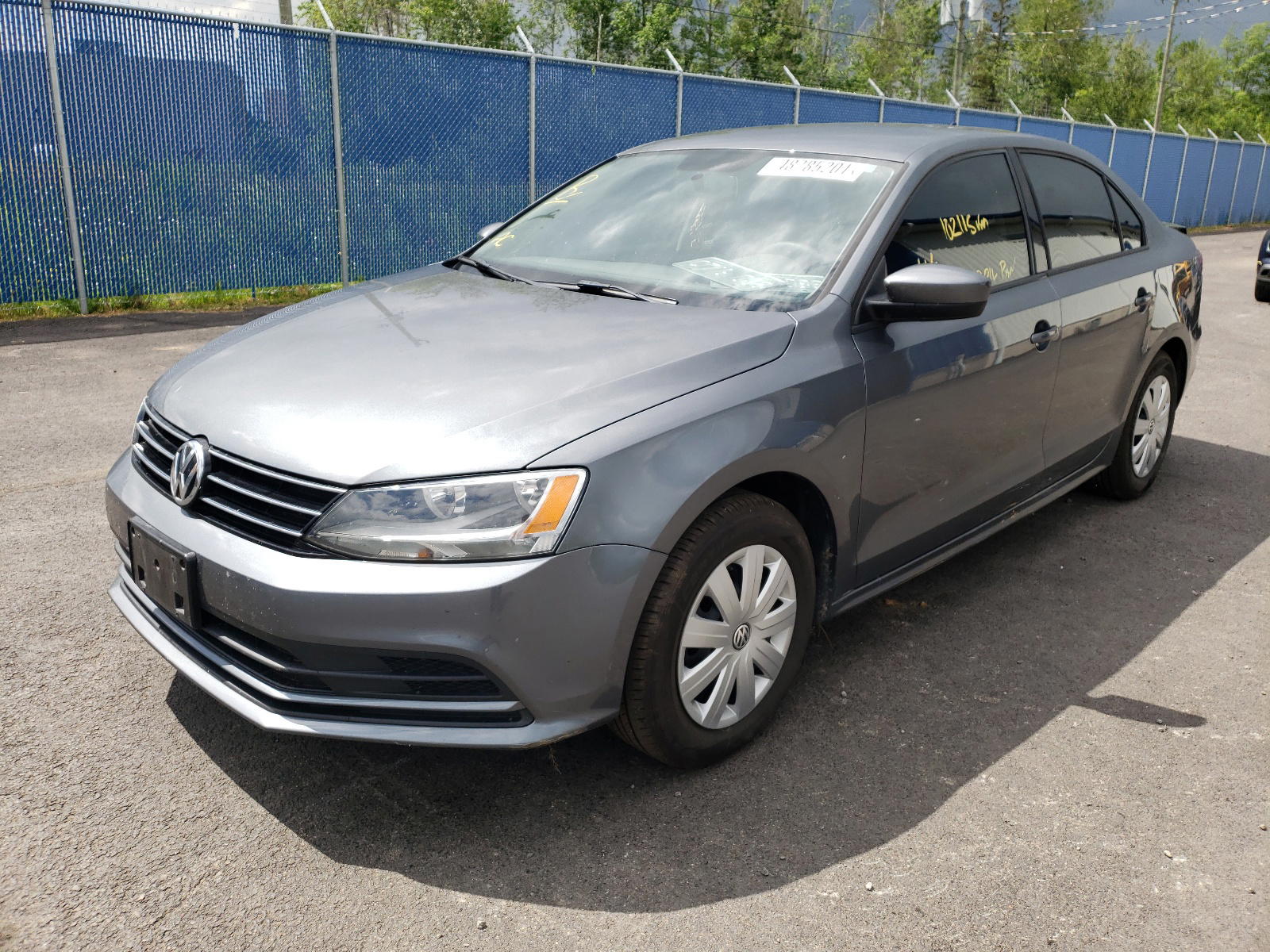 Photo 2 from auction – 2017 VOLKSWAGEN JETTA S with VIN 3VW2B7AJ2HM292467