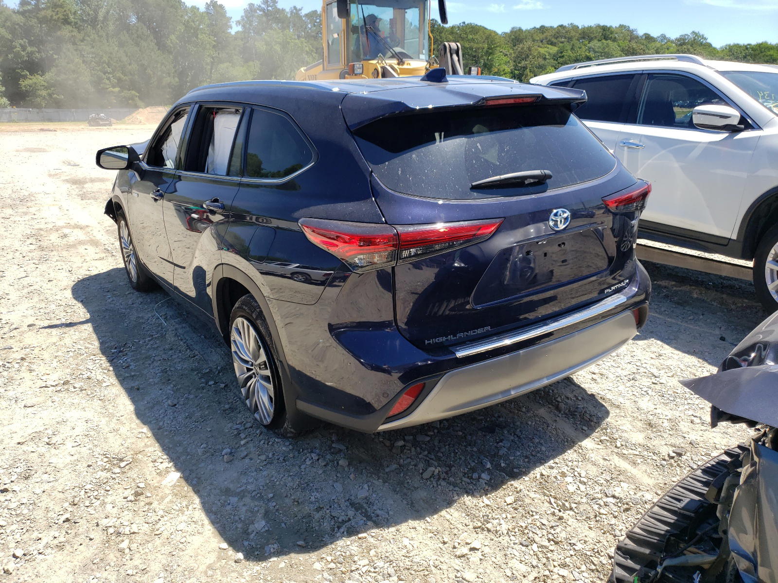 Photo 3 from auction – 2020 TOYOTA HIGHLANDER with VIN 5TDEBRCH5LS003273