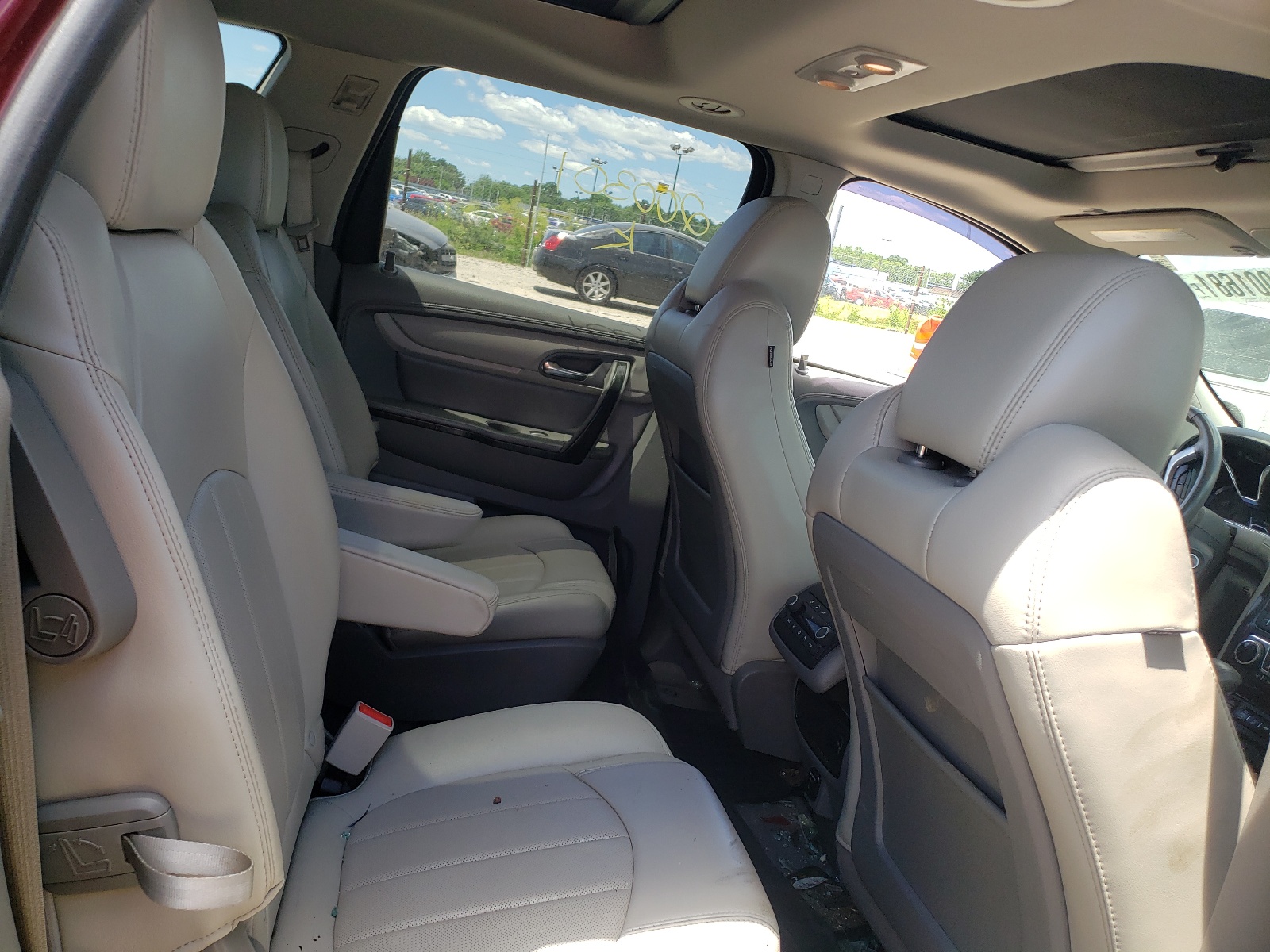 Zdjęcie 6 z aukcji – 2015 CHEVROLET TRAVERSE L z VIN 1GNKVJKD1FJ200301