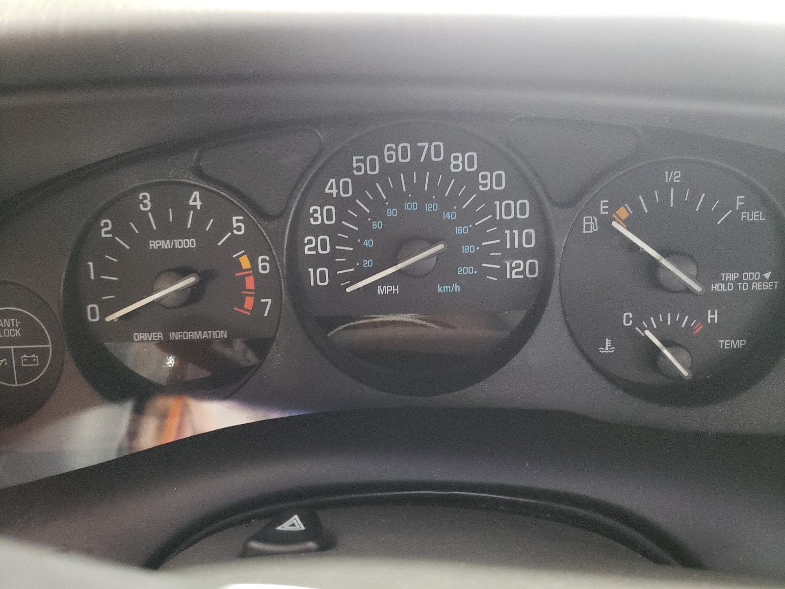 Photo 8 from auction – 2001 BUICK REGAL GS with VIN 2G4WF551X11317986