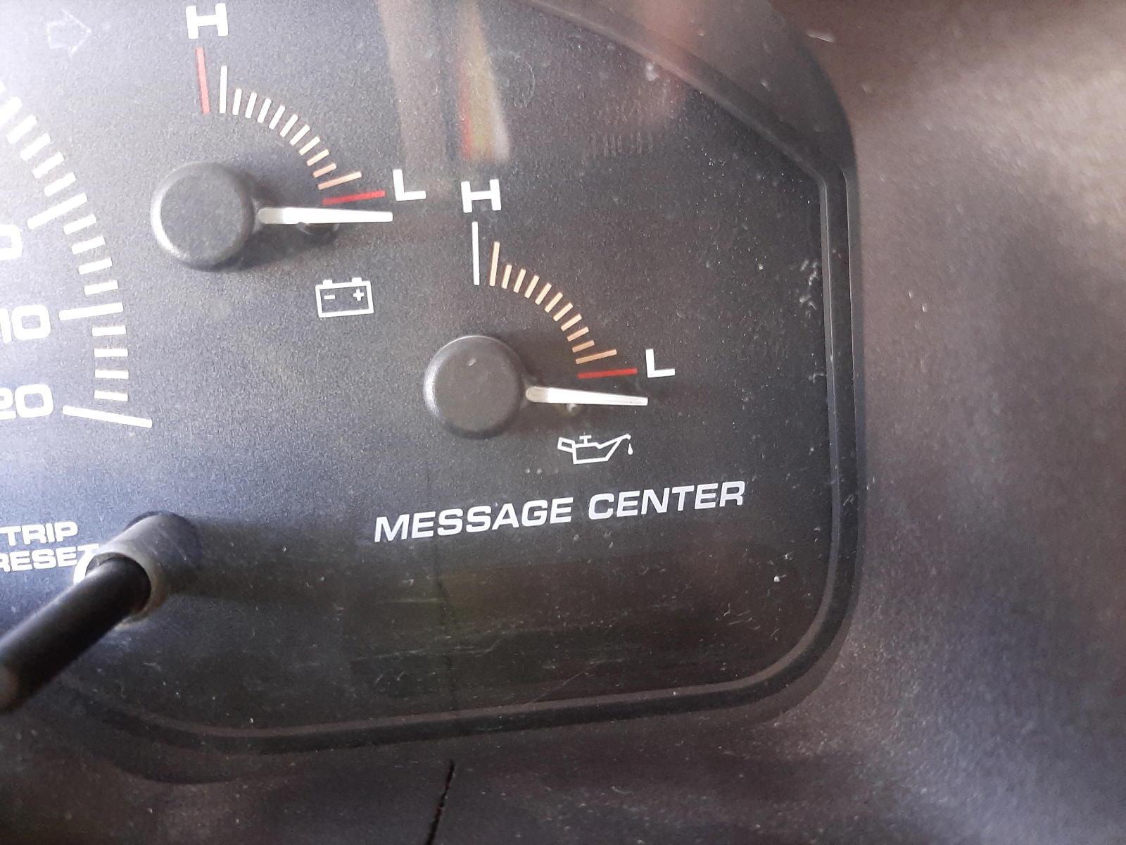 Photo 8 from auction – 2003 FORD EXPEDITION with VIN 1FMFU18L03LA51337