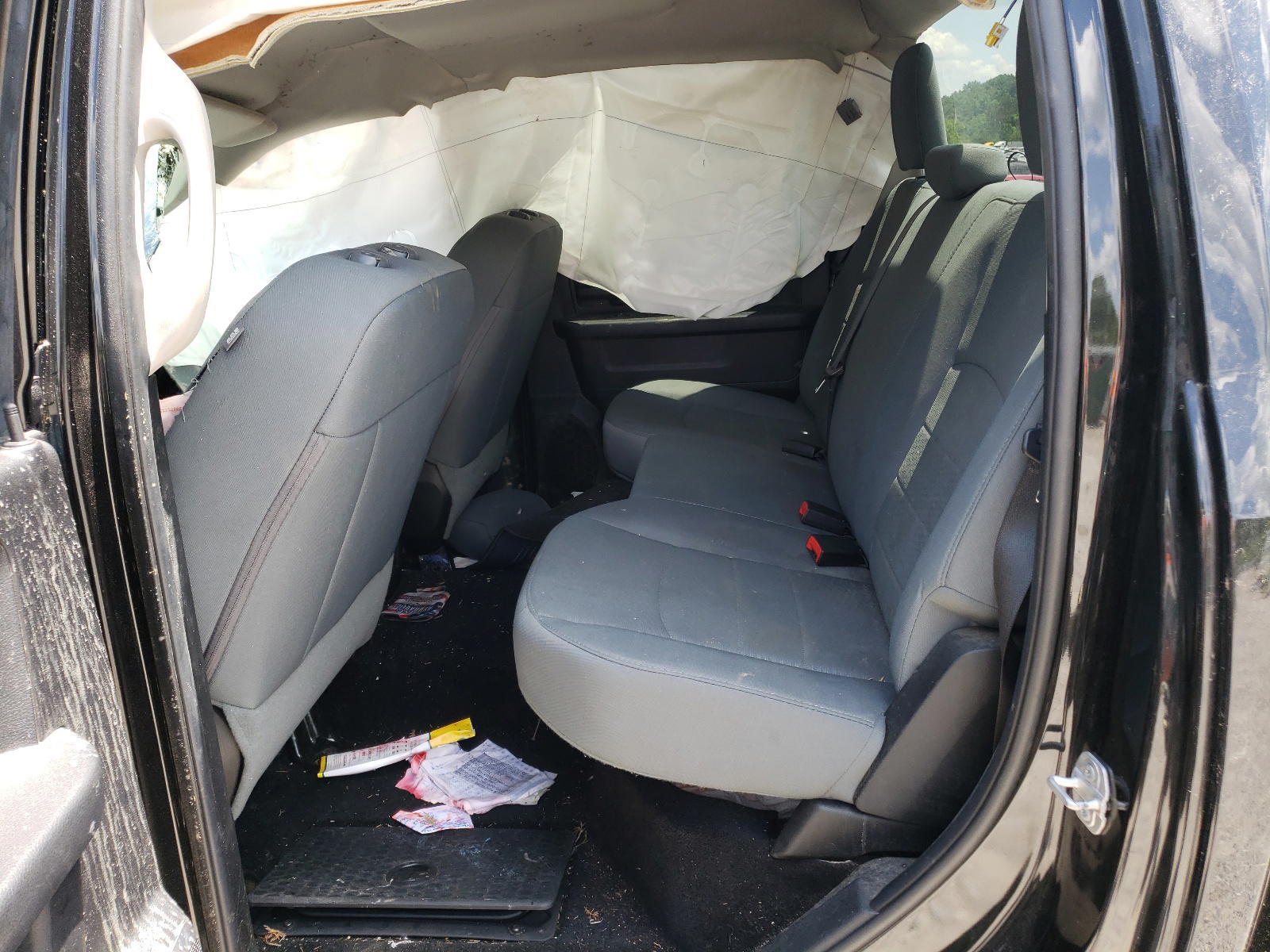 Photo 6 from auction – 2016 RAM 1500 ST with VIN 3C6RR7KT1GG344611