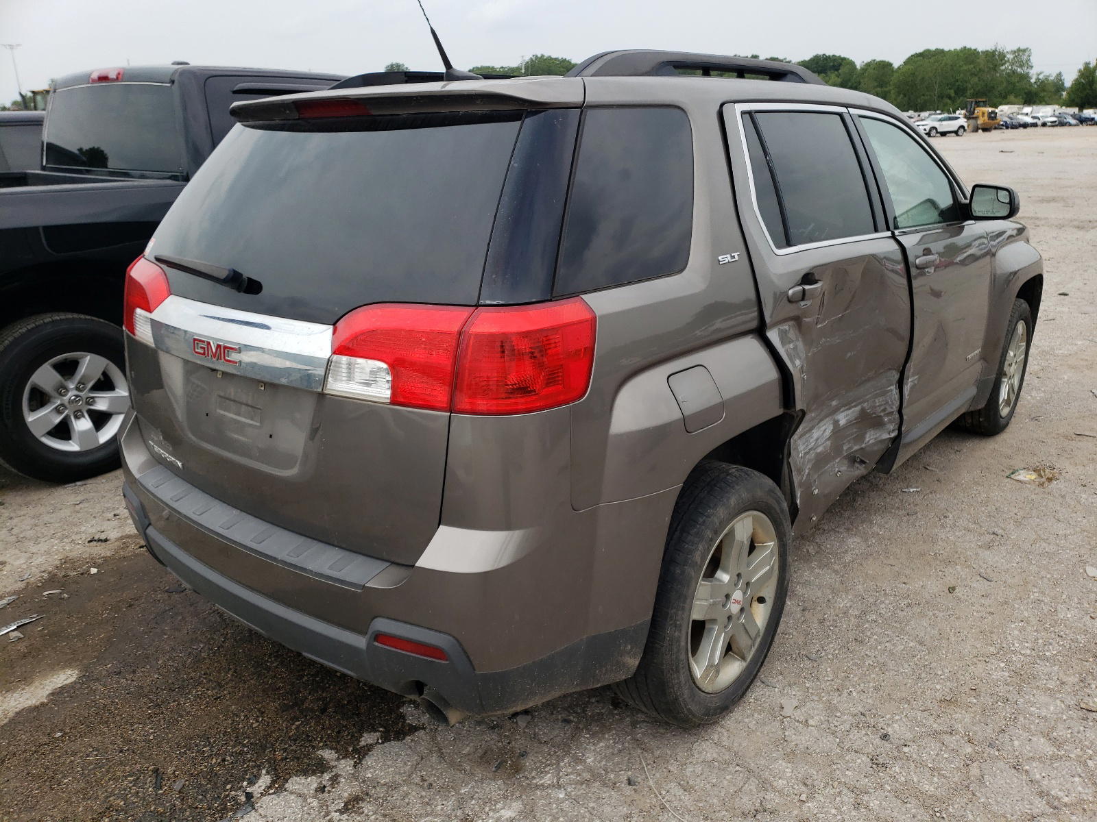 Photo 4 from auction – 2012 GMC TERRAIN SL with VIN 2GKFLUE51C6371553