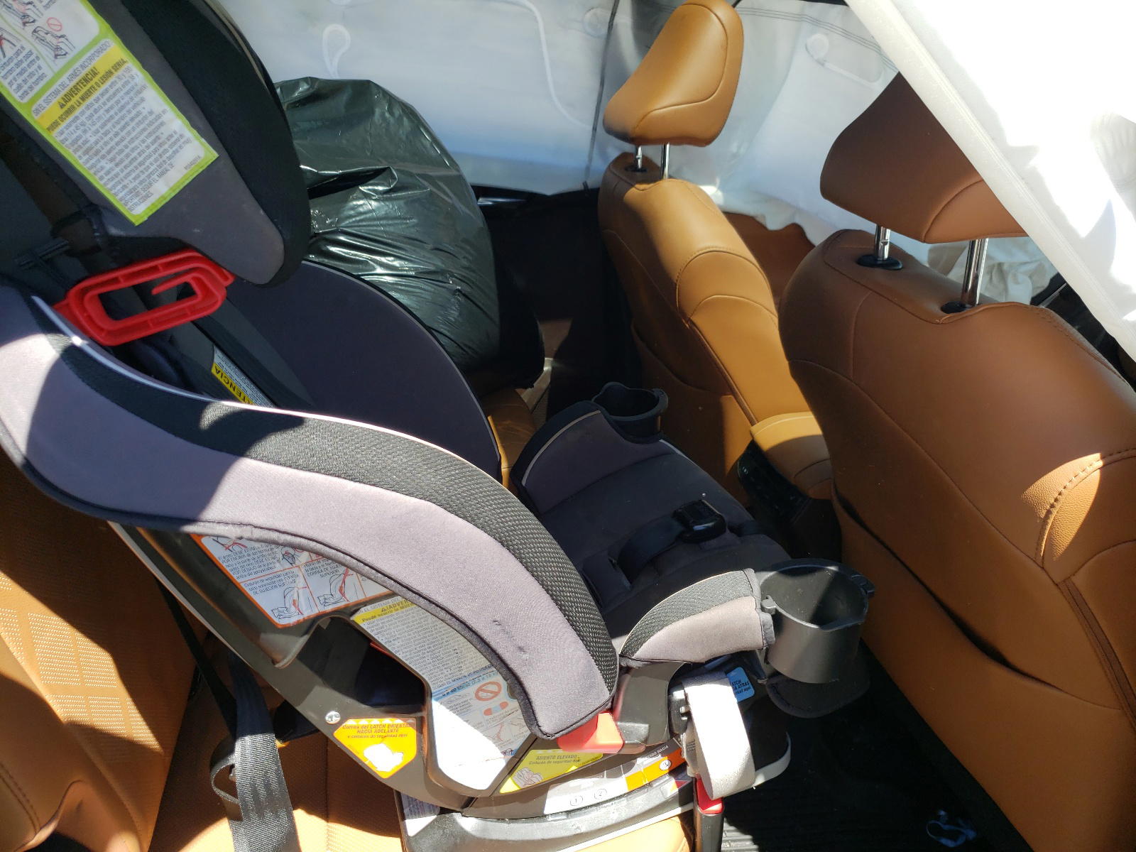 Photo 6 from auction – 2020 TOYOTA HIGHLANDER with VIN 5TDEBRCH5LS003273
