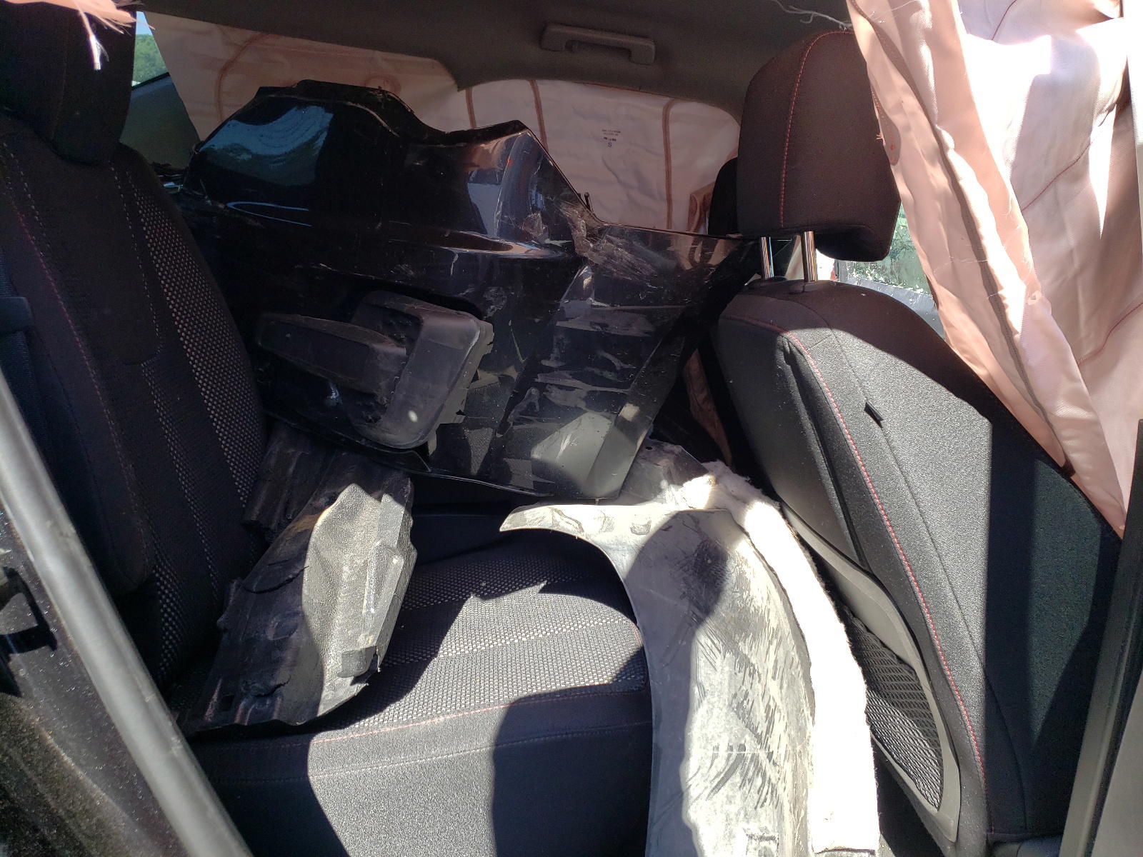 Photo 6 from auction – 2014 CHEVROLET EQUINOX LT with VIN 2GNFLFEK8E6301863