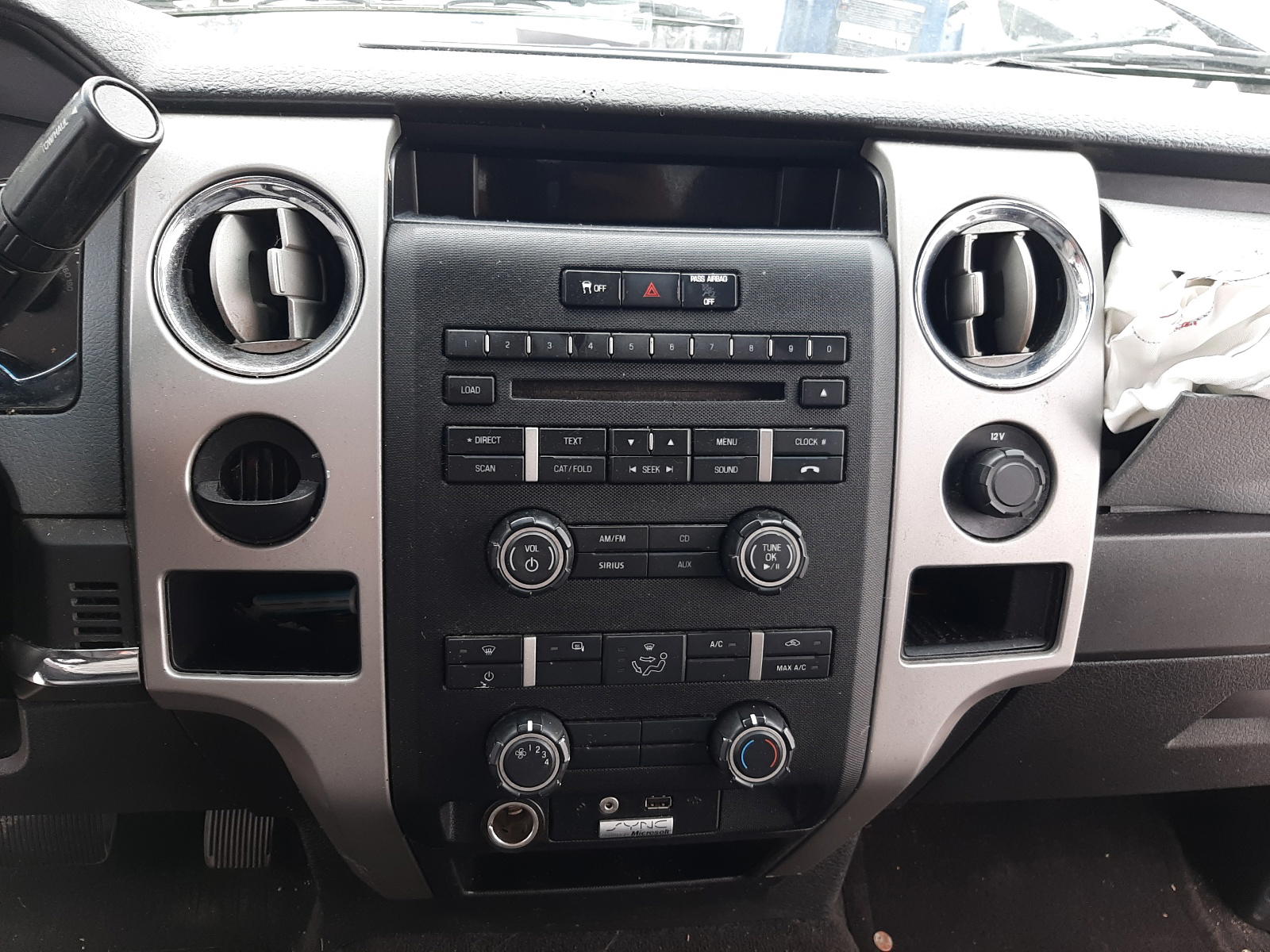 Photo 9 from auction – 2012 FORD F150 SUPER with VIN 1FTFX1CF9CFC16040