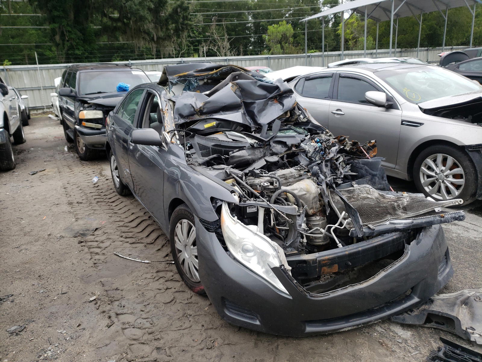 TOYOTA CAMRY BASE 2010 with VIN 4T1BF3EK6AU095477 - Photo from auction