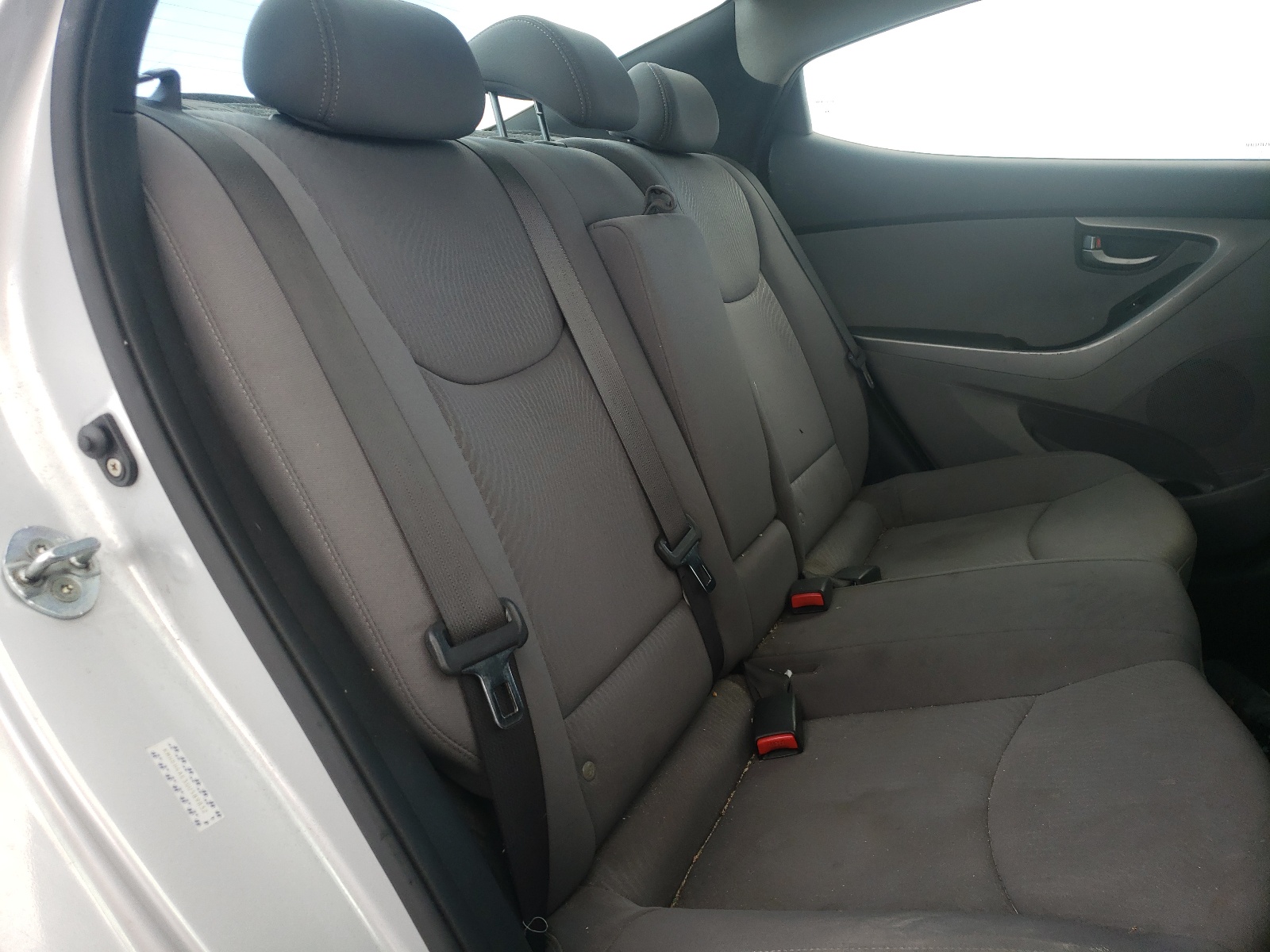Photo 6 from auction – 2016 HYUNDAI ELANTRA SE with VIN KMHDH4AE3GU589832