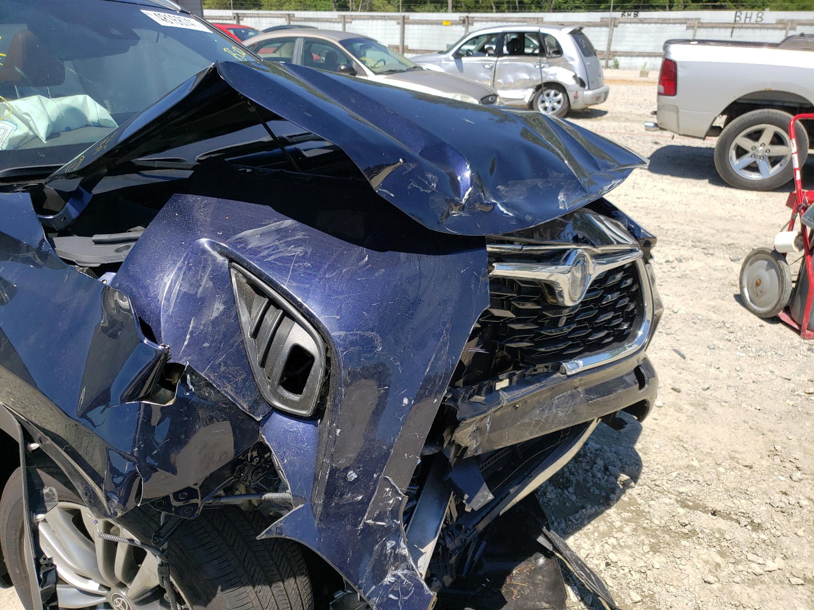 Photo 9 from auction – 2020 TOYOTA HIGHLANDER with VIN 5TDEBRCH5LS003273