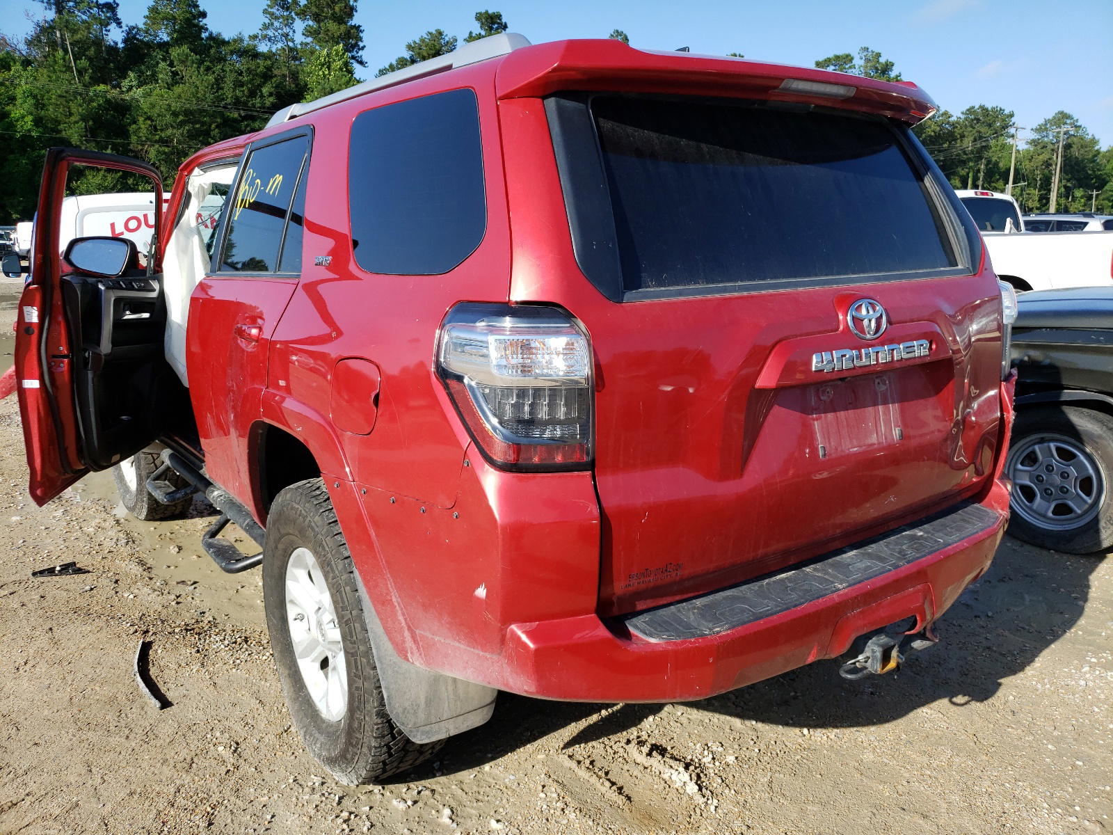 Photo 3 from auction – 2016 TOYOTA 4RUNNER SR with VIN JTEBU5JR6G5330130