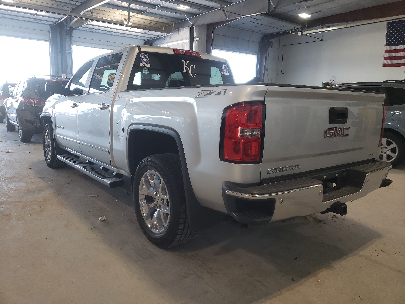 Zdjęcie 3 z aukcji – 2014 GMC SIERRA K15 z VIN 3GTU2VEC6EG430632