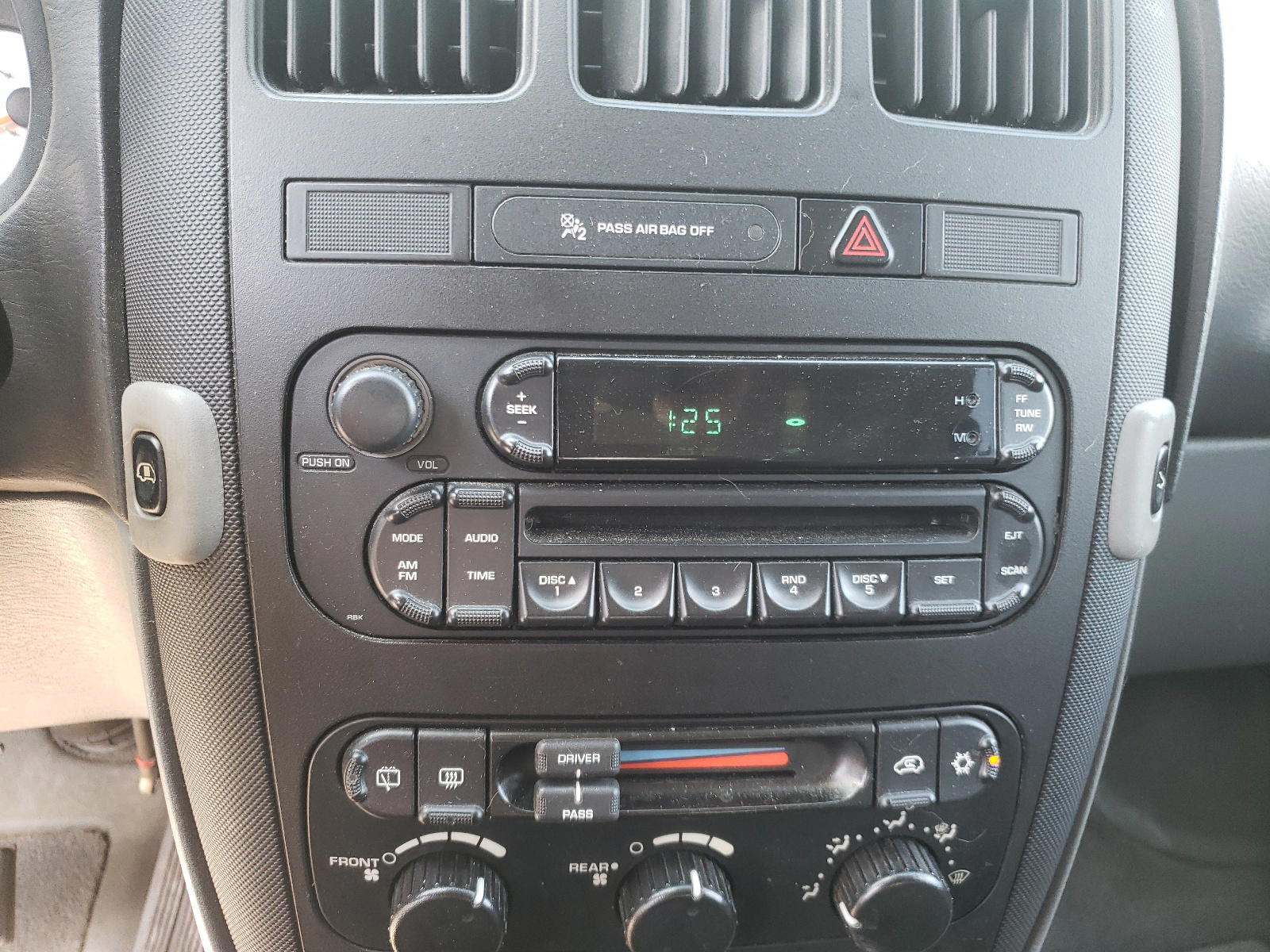 Photo 9 from auction – 2006 DODGE GRAND CARA with VIN 1D4GP24R76B726758