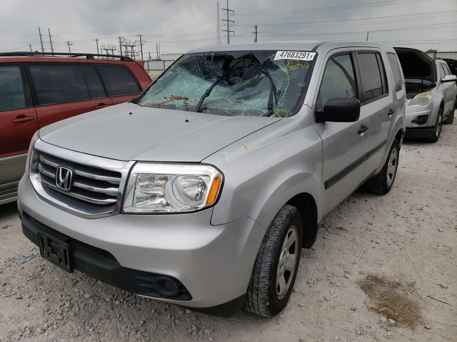 Photo 2 from auction – 2012 HONDA PILOT LX with VIN 5FNYF3H23CB005742