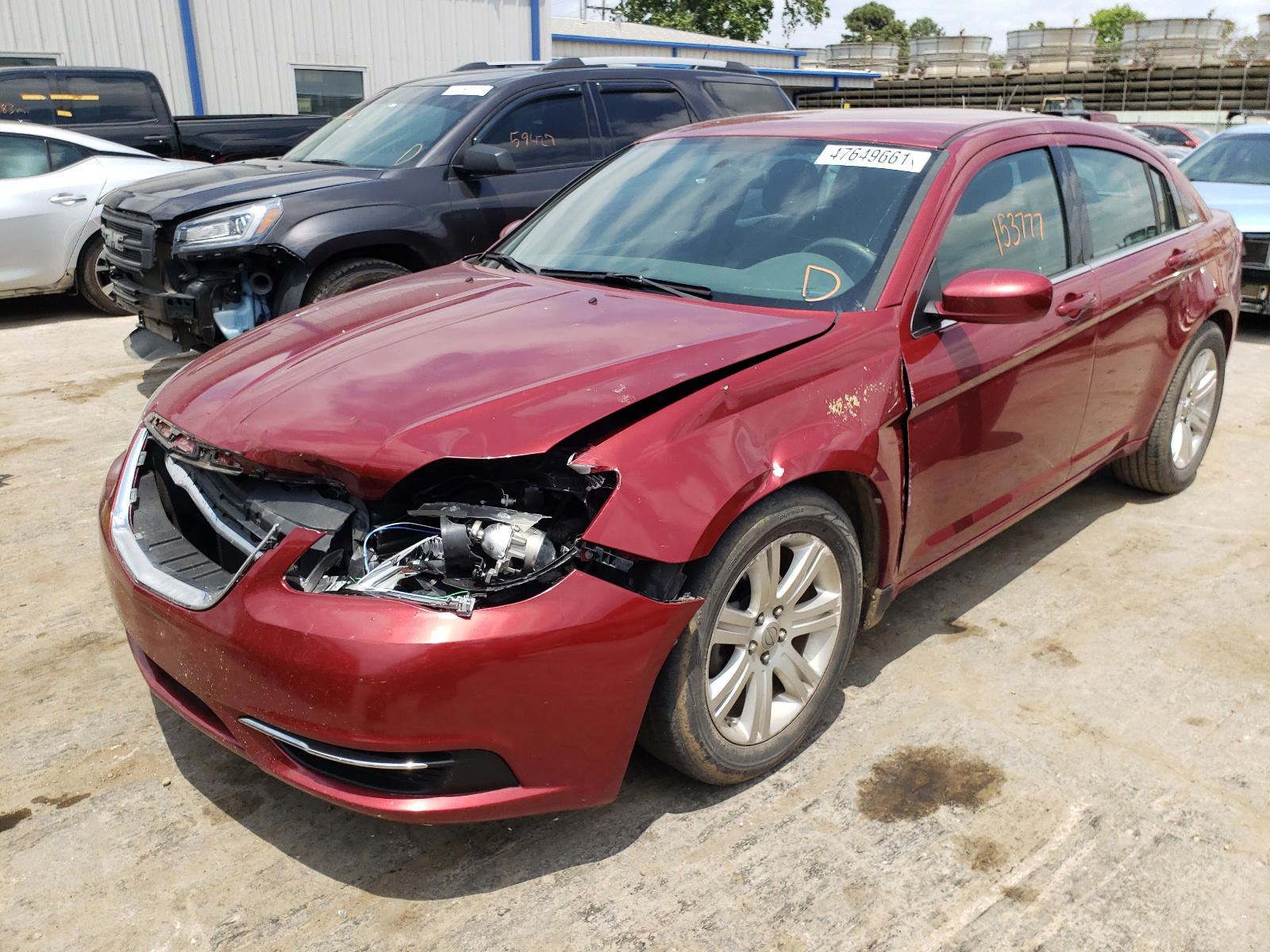 Photo 2 from auction – 2013 CHRYSLER 200 LX with VIN 1C3CCBAB2DN671294