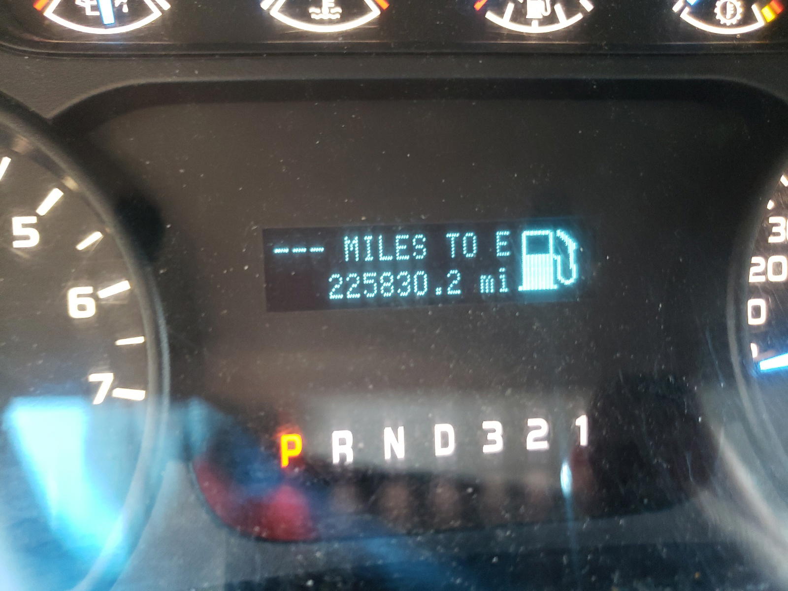 Photo 8 from auction – 2012 FORD F150 SUPER with VIN 1FTFW1CF0CKD83882