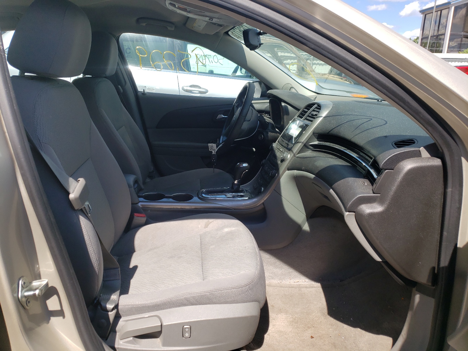 Photo 5 from auction – 2013 CHEVROLET MALIBU LS with VIN 1G11B5SA9DF256683