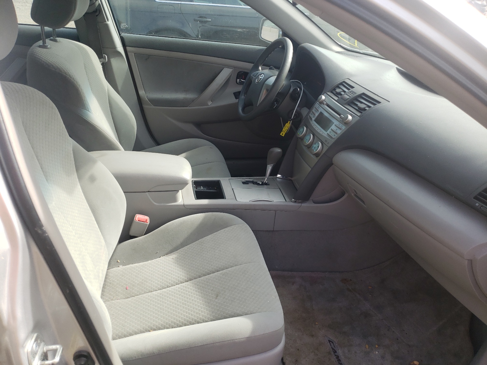 Photo 5 from auction – 2009 TOYOTA CAMRY BASE with VIN 4T1BE46K29U875687