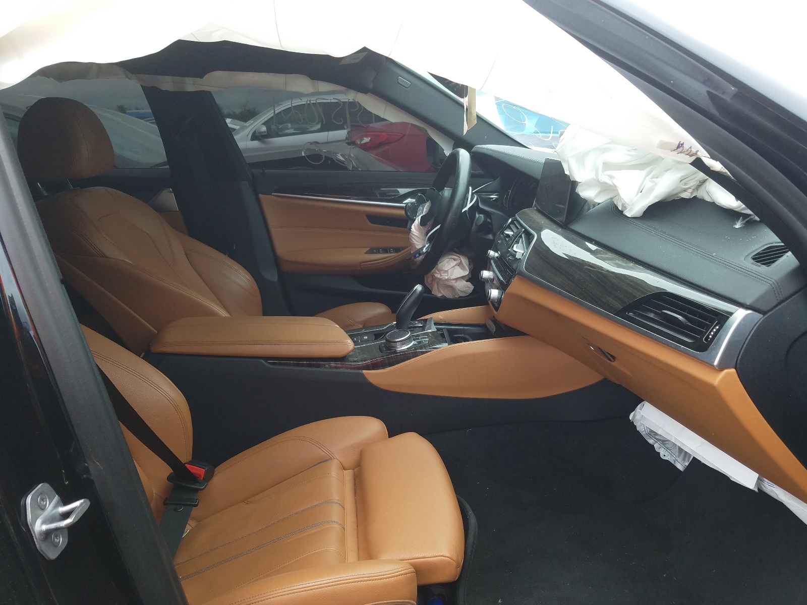 Photo 5 from auction – 2018 BMW 530 XI with VIN WBAJA7C53JWA71256