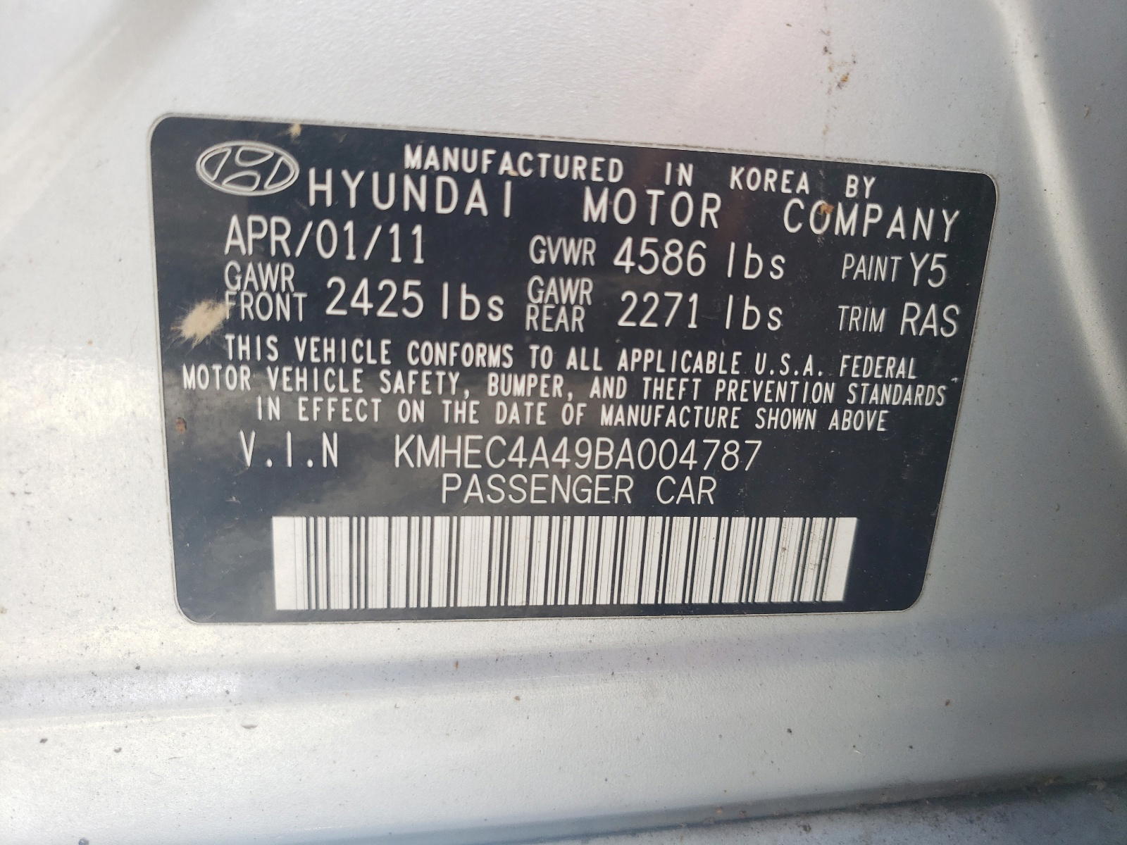 Photo 10 from auction – 2011 HYUNDAI SONATA with VIN KMHEC4A49BA004787