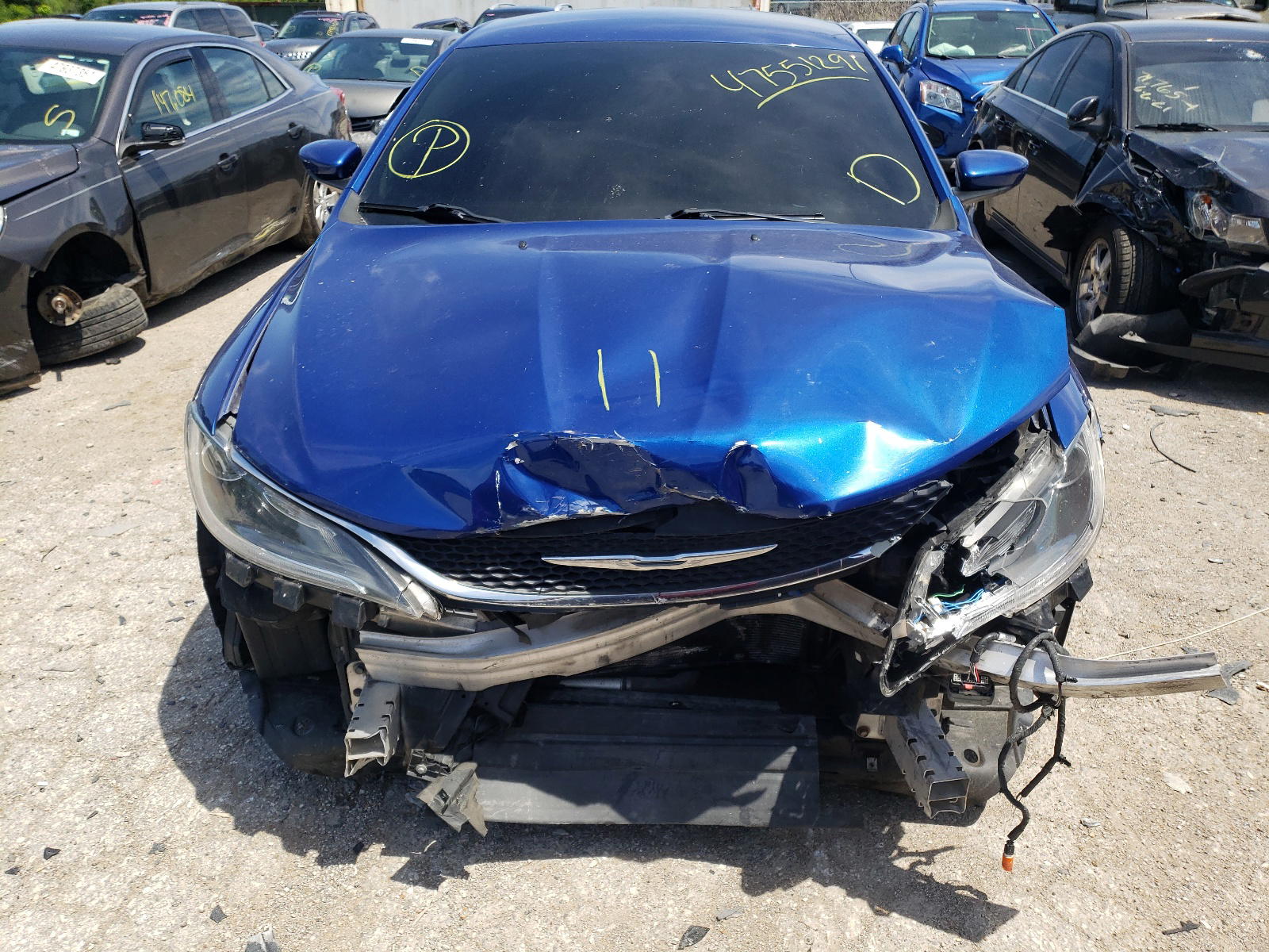 Photo 9 from auction – 2015 CHRYSLER 200 LIMITE with VIN 1C3CCCAB5FN507658