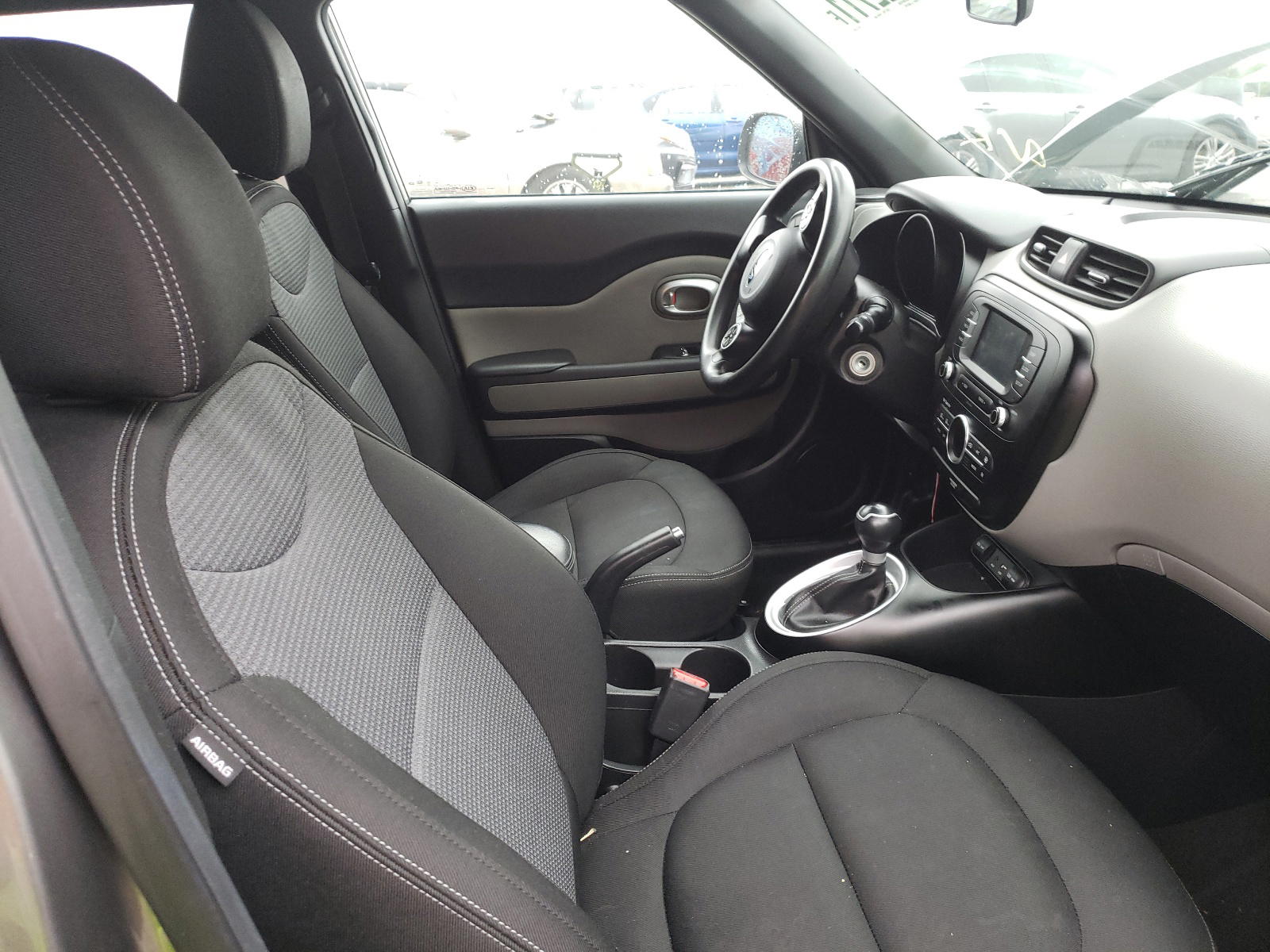Photo 5 from auction – 2017 KIA SOUL + with VIN KNDJP3A54H7412291
