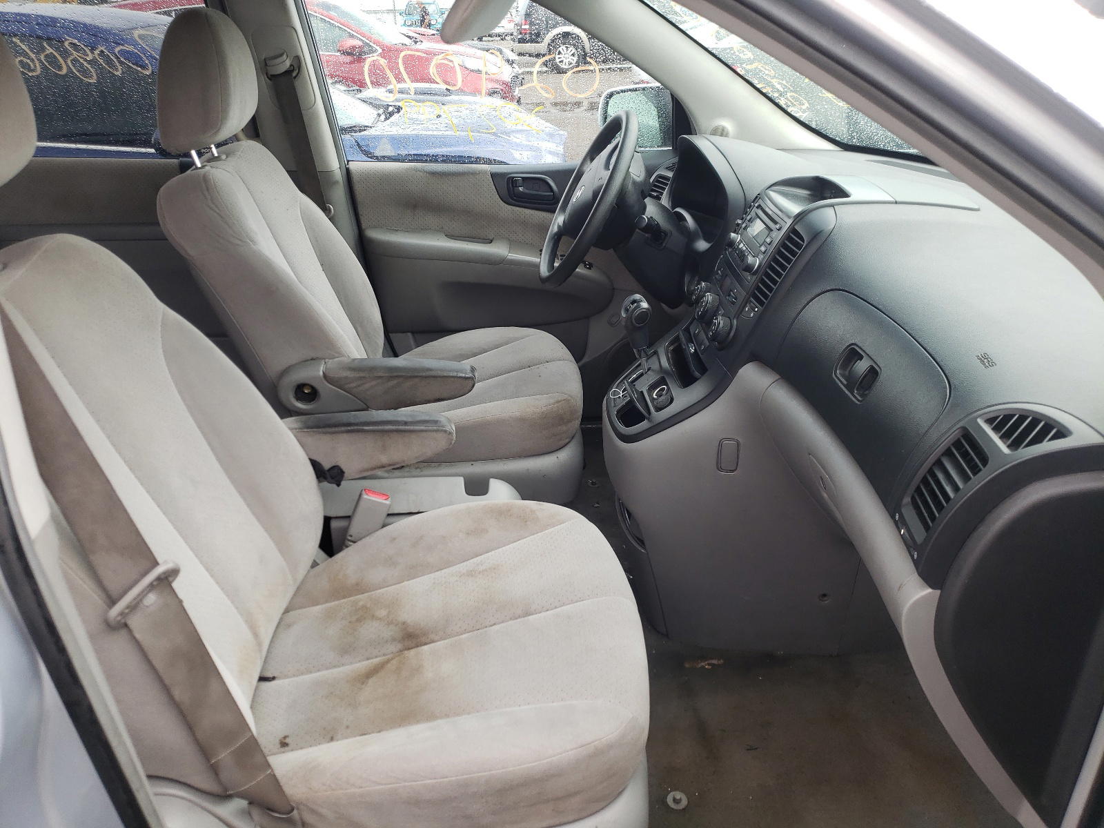 Photo 5 from auction – 2007 HYUNDAI ENTOURAGE with VIN KNDMC233376034158