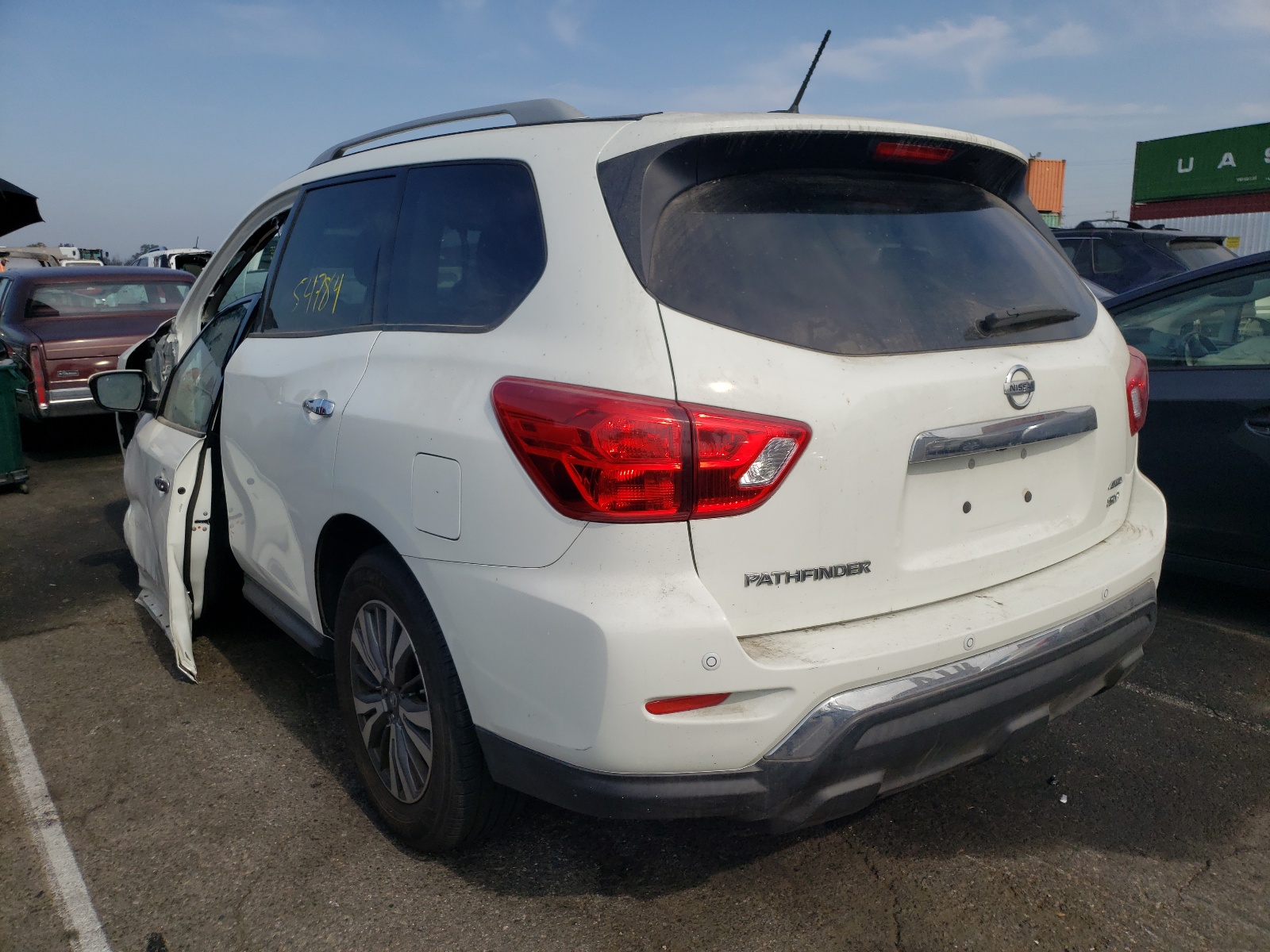 Photo 3 from auction – 2017 NISSAN PATHFINDER with VIN 5N1DR2MM7HC662681