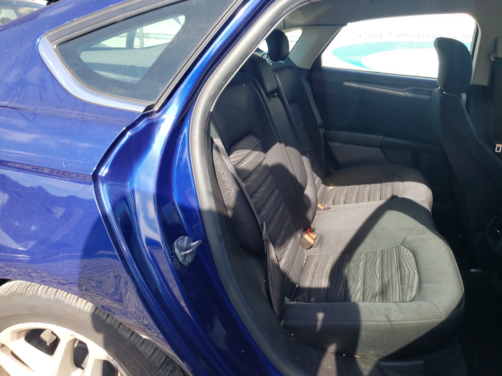 Photo 6 from auction – 2016 FORD FUSION SE with VIN 3FA6P0H72GR263047