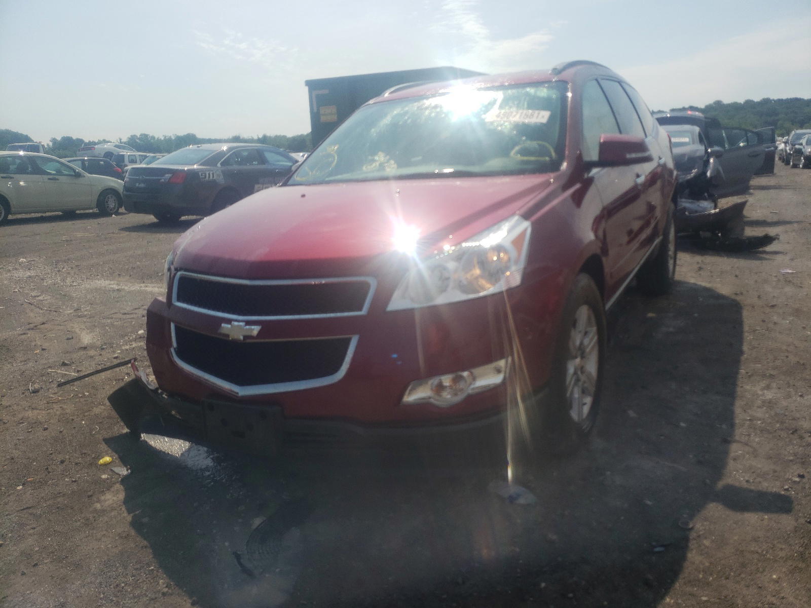 Photo 2 from auction – 2010 CHEVROLET TRAVERSE L with VIN 1GNLRFED5AJ197722