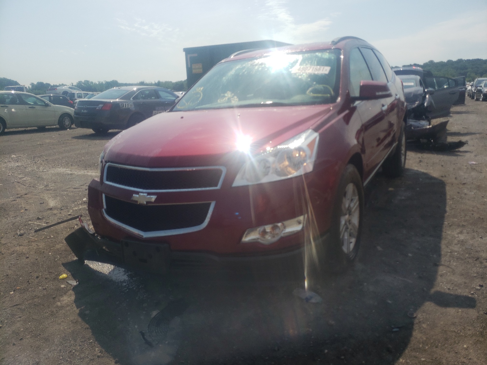 Zdjęcie 2 z aukcji – 2010 CHEVROLET TRAVERSE L z VIN 1GNLRFED5AJ197722