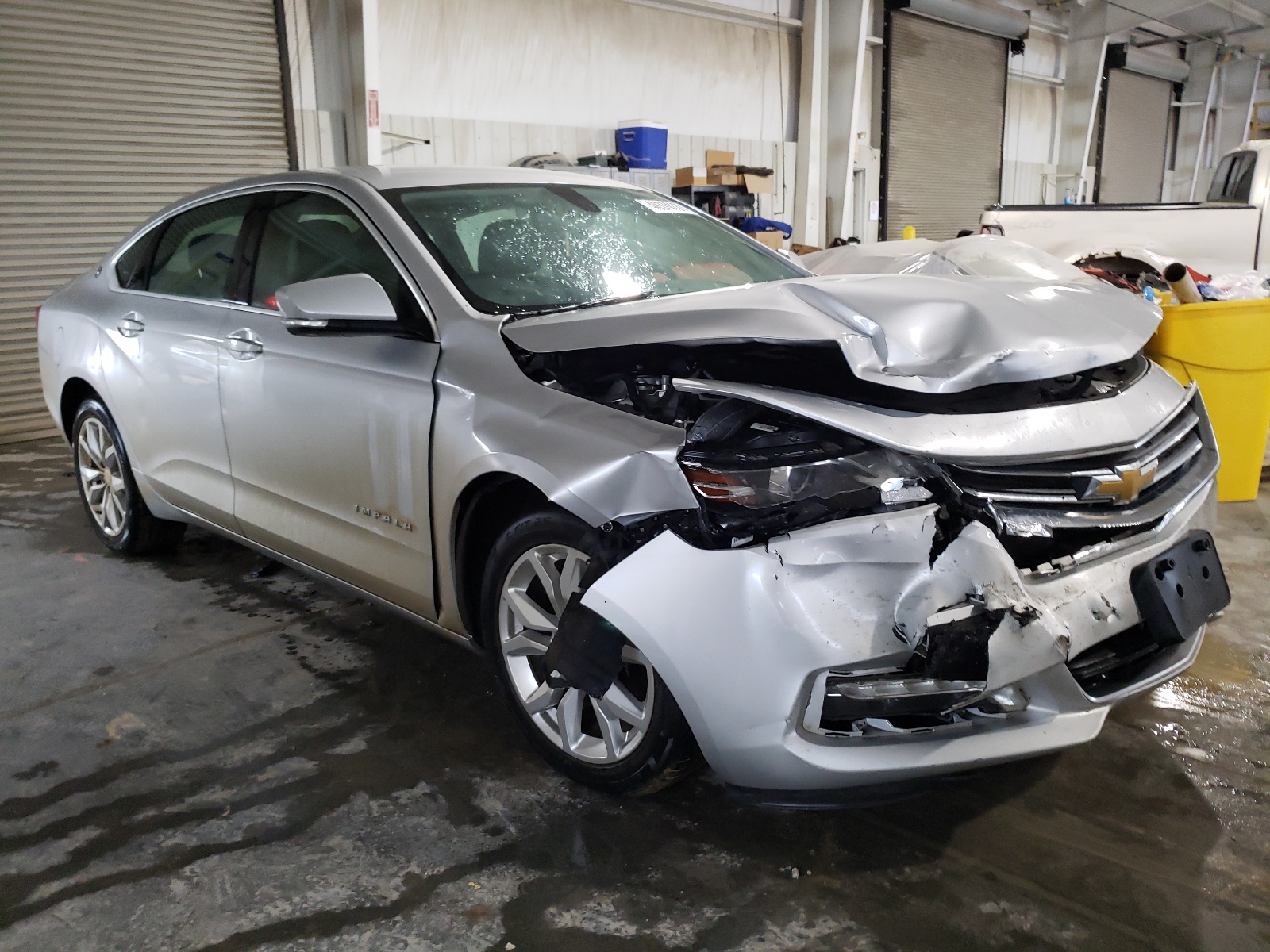 CHEVROLET IMPALA LT 2018 with VIN 2G1105S31J9109091 - Photo from auction