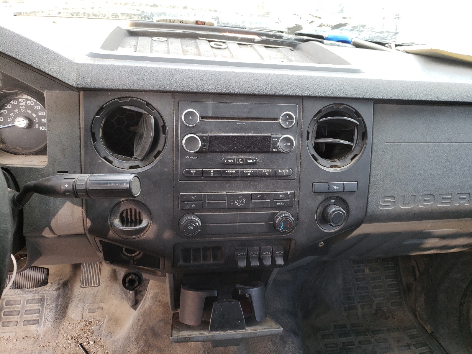 Photo 9 from auction – 2013 FORD F250 SUPER with VIN 1FT7W2A68DEA54831