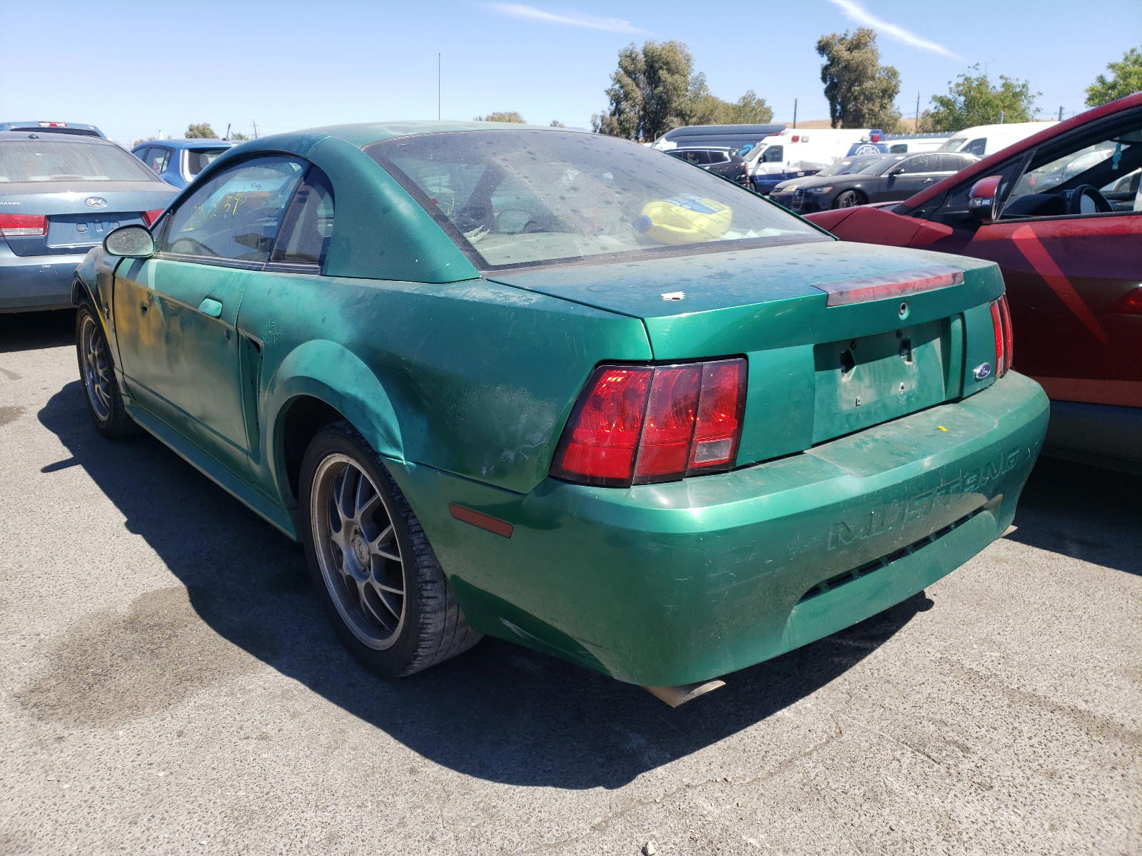 Photo 3 from auction – 2000 FORD MUSTANG with VIN 1FAFP4044YF184227
