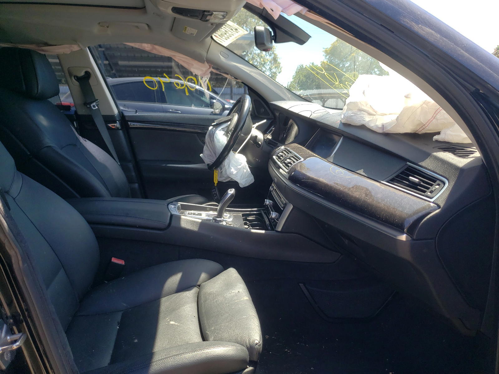 Photo 5 from auction – 2010 BMW 550 GT with VIN WBASN4C59AC209159