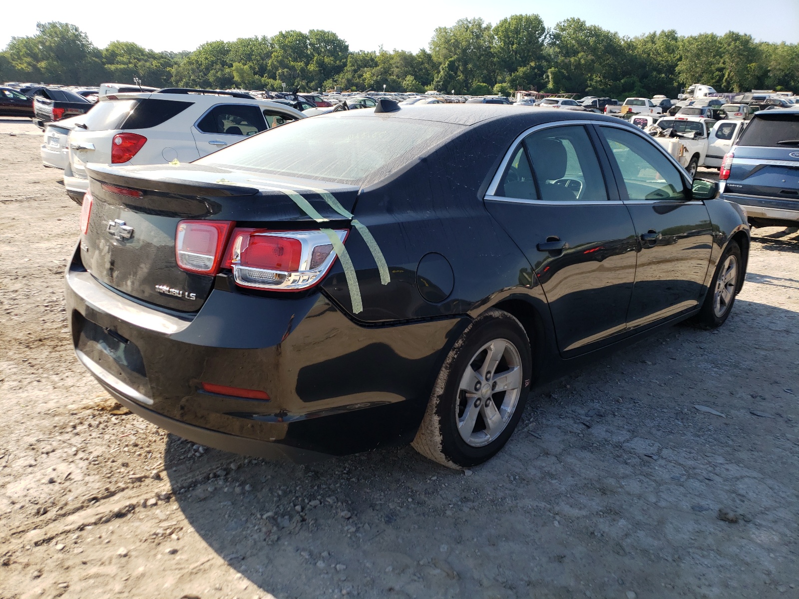 Photo 4 from auction – 2014 CHEVROLET MALIBU LS with VIN 1G11B5SL5EF178082
