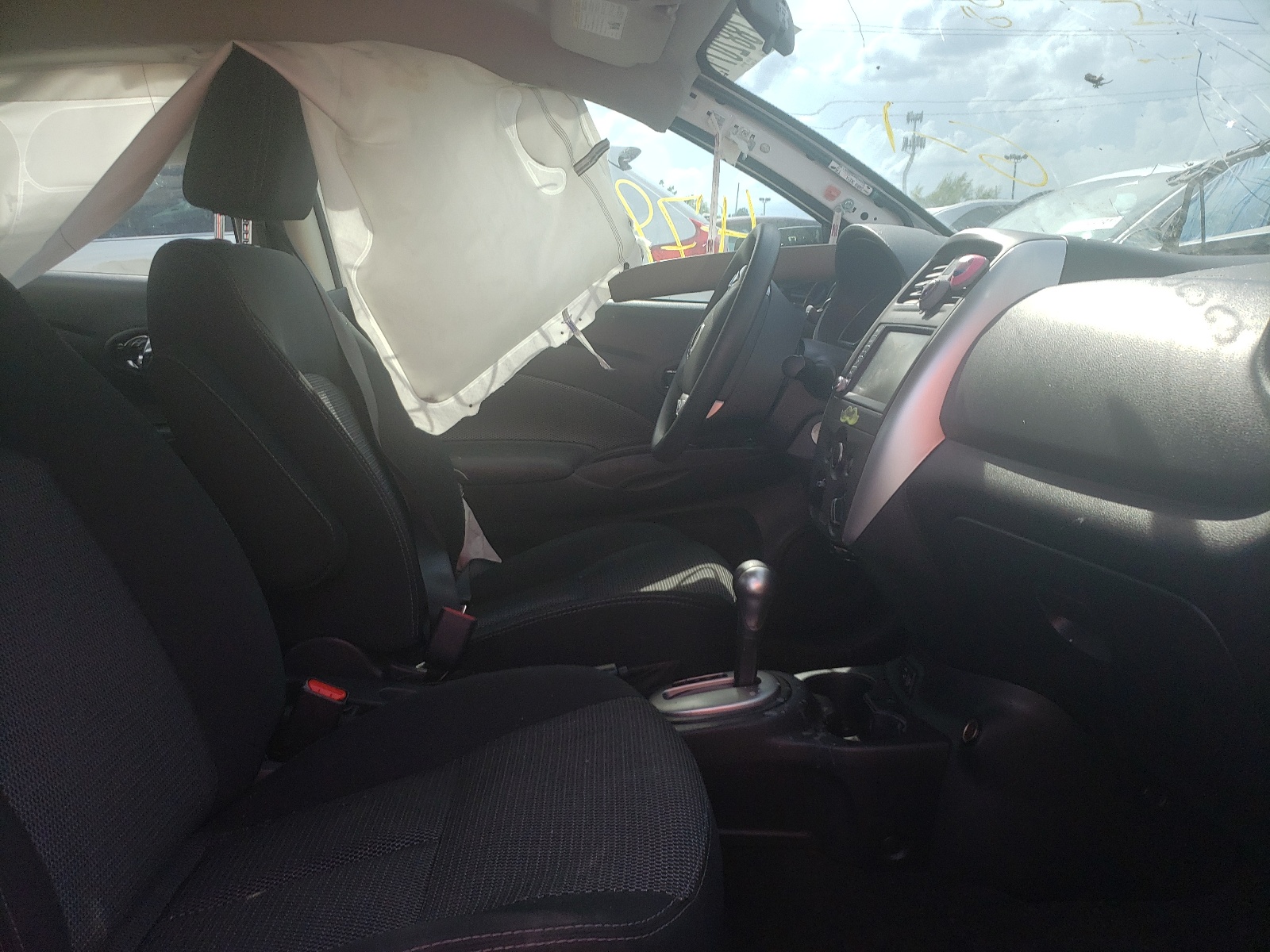 Photo 5 from auction – 2019 NISSAN VERSA S with VIN 3N1CN7AP5KL876347