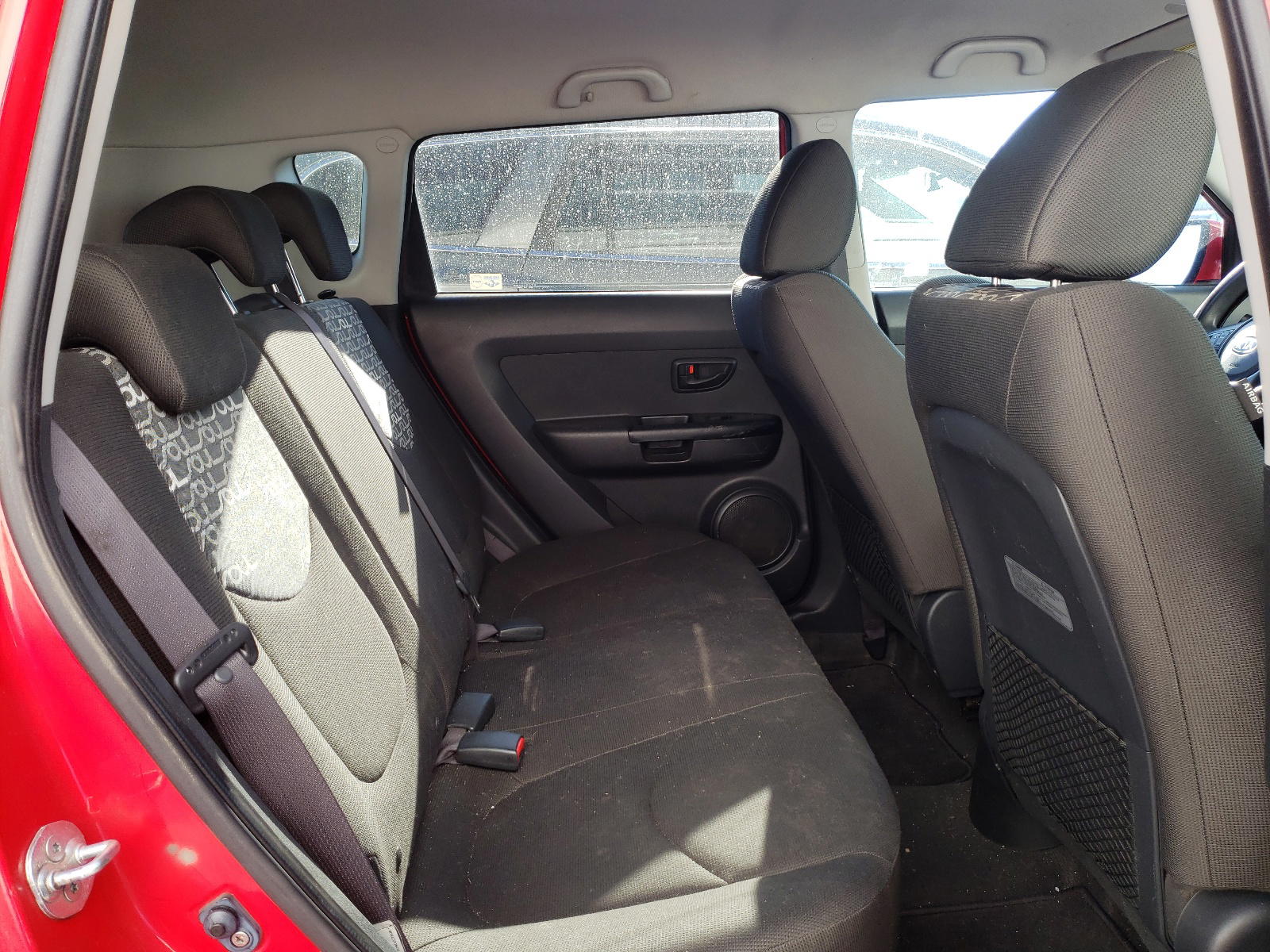 Photo 6 from auction – 2010 KIA SOUL + with VIN KNDJT2A27A7064388