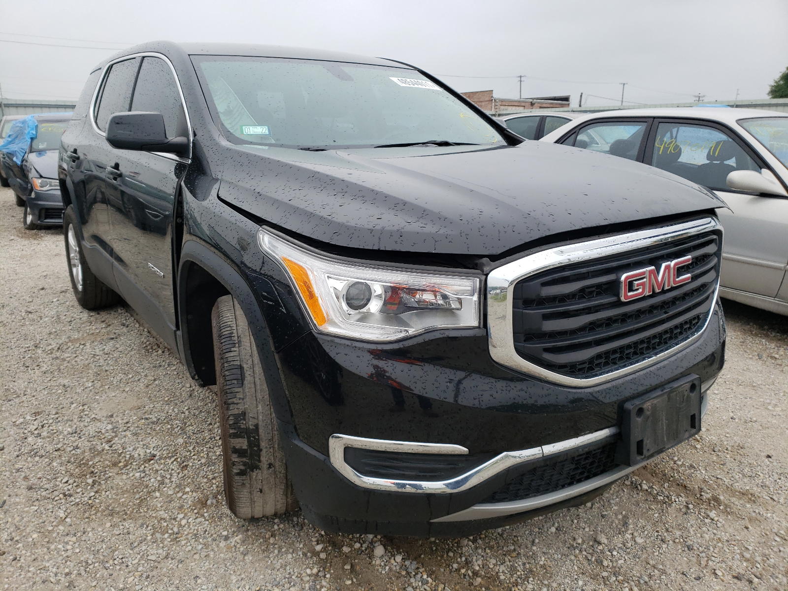 GMC ACADIA SLE 2019 with VIN 1GKKNKLA2KZ239059 - Photo from auction