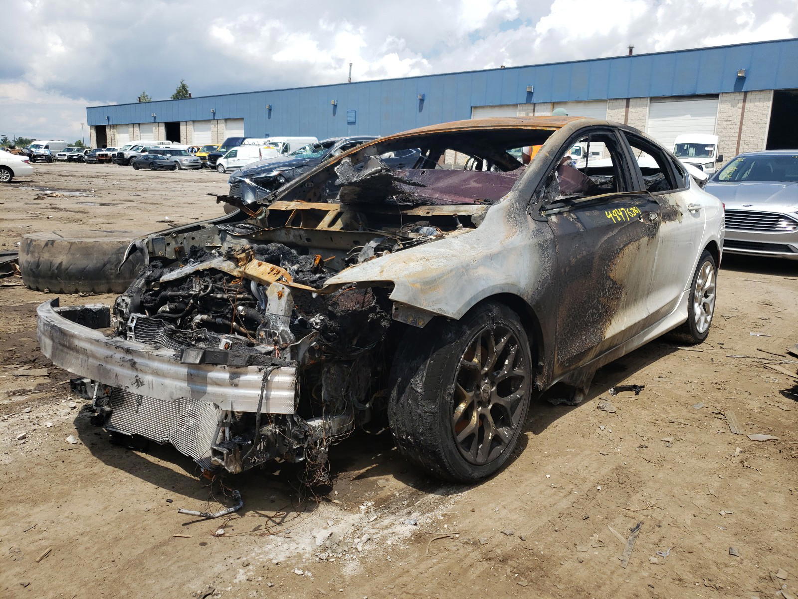 Photo 2 from auction – 2016 CHRYSLER 200 C with VIN 1C3CCCEGXGN139517